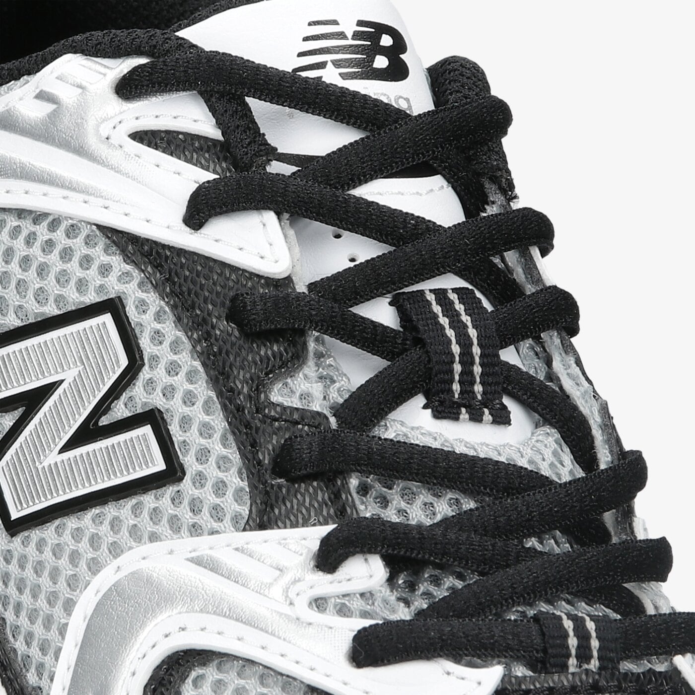 Дамски маратонки NEW BALANCE 530  mr530usx цвят сив