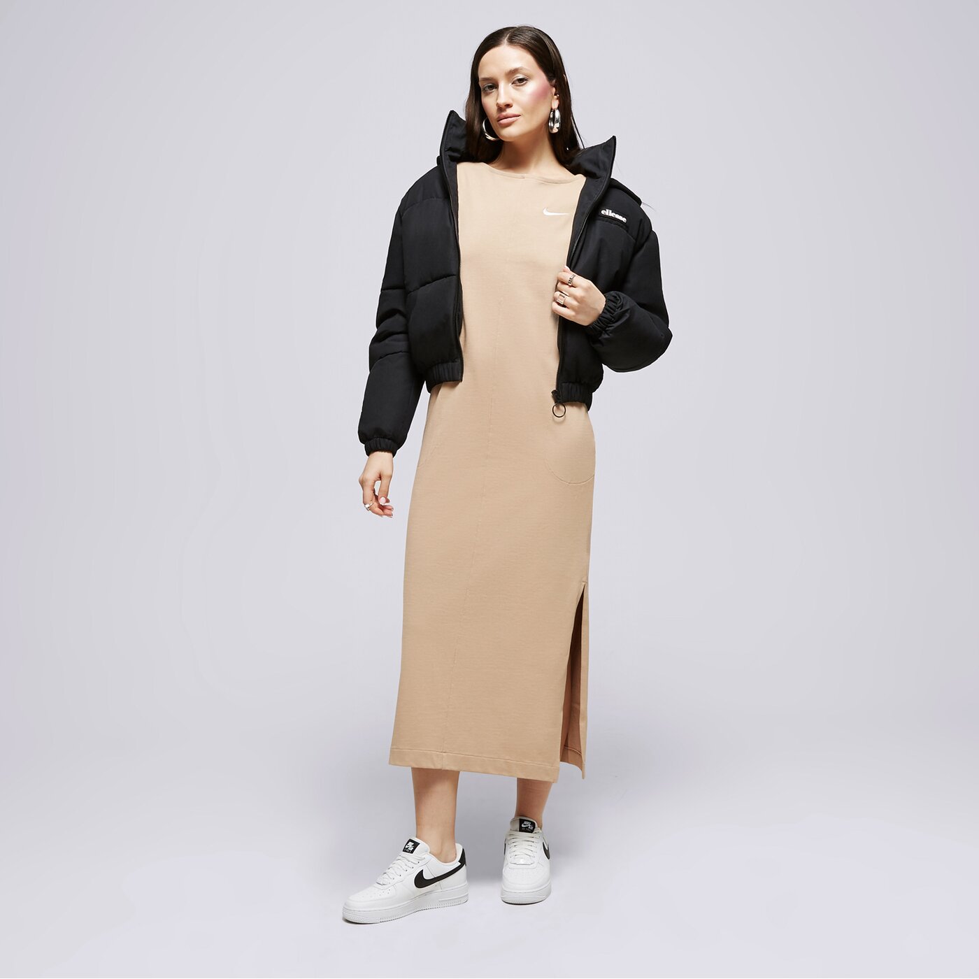 Дамски NIKE РОКЛЯ W NSW JRSY SS АНЦУГS MIDI PLUS dq6205-200 цвят бежов