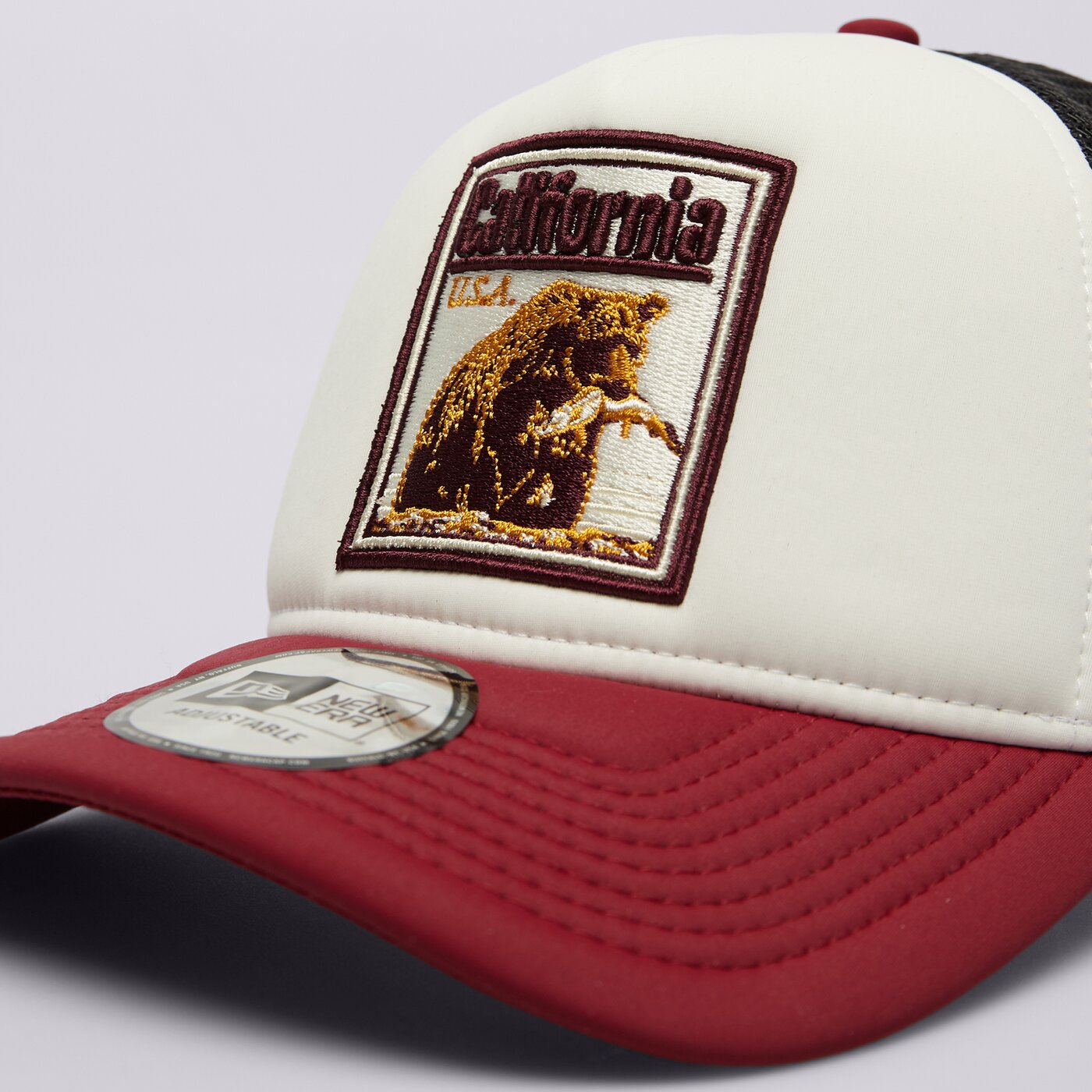 Мъжка шапка с козирка NEW ERA ШАПКА GRAPHIC PATCH TRUCKER NEW ERA 60667593 цвят бял