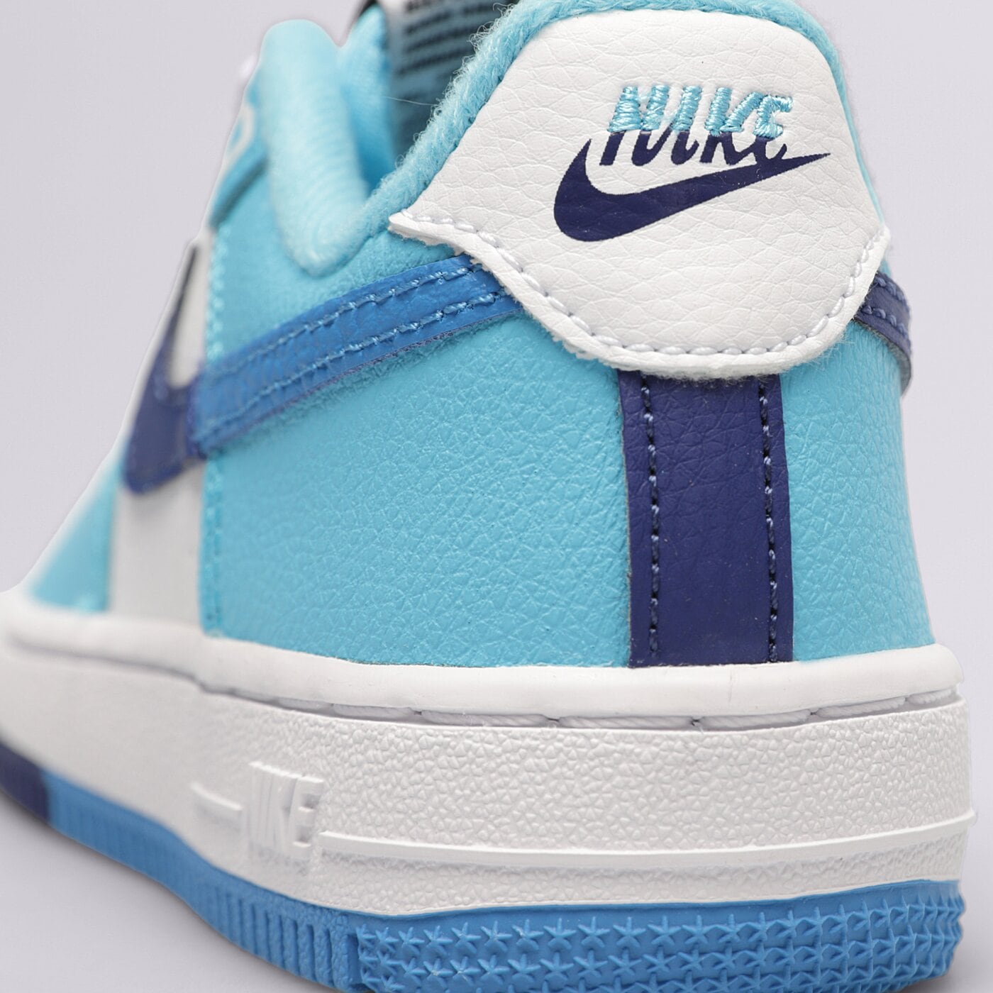 Детски маратонки NIKE FORCE 1 LV8 2 dx2164-100 цвят син