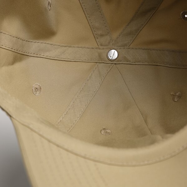 Дамска шапка с козирка NIKE ШАПКА UNISEX SPORTSWEAR HERITAGE86 943092-276 цвят каки