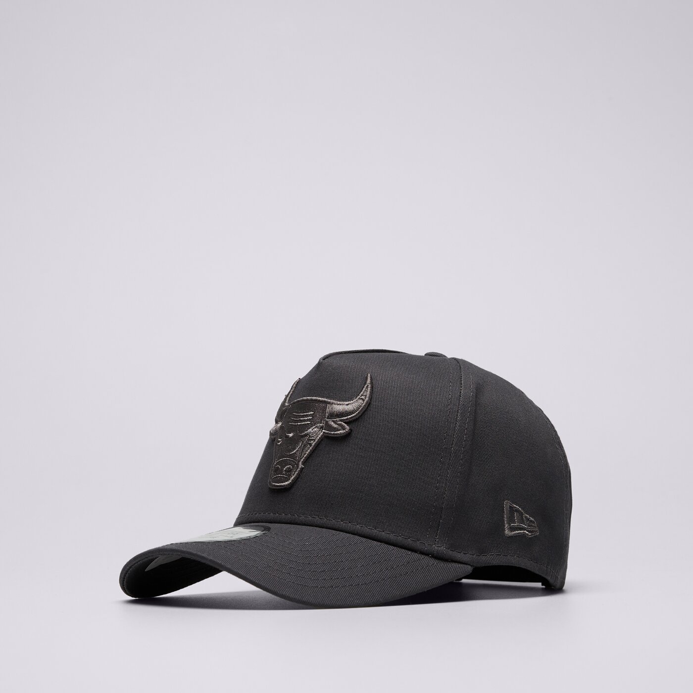 Мъжка шапка с козирка NEW ERA ШАПКА NBA EFRAME BULLS CHICAGO BULLS 60503558 цвят сив