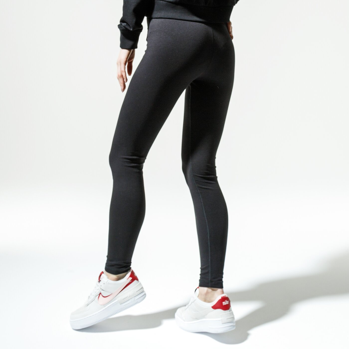 Дамски панталони VANS КЛИН BLADEZ LEGGING vn0a4dr3blk1 цвят черен