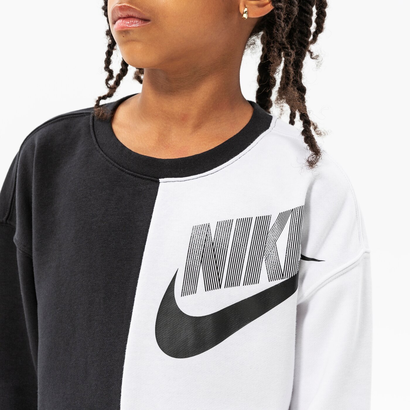 Детски суичър NIKE СУИТЧЪР G NSW BF CREW DNC GIRL dv0347-010 цвят черен