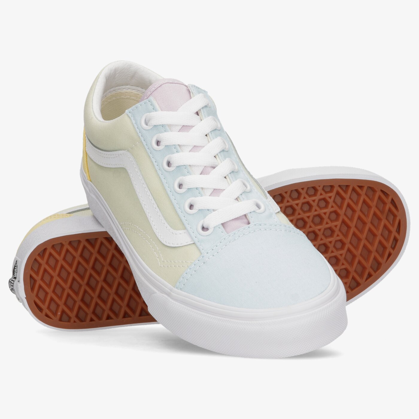 Дамски маратонки VANS UA OLD SKOOL vn0a5krfatd1 цвят многоцветен