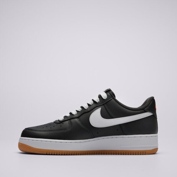 Мъжки маратонки NIKE AIR FORCE 1 '07 LV8 ii7630-001 цвят черен