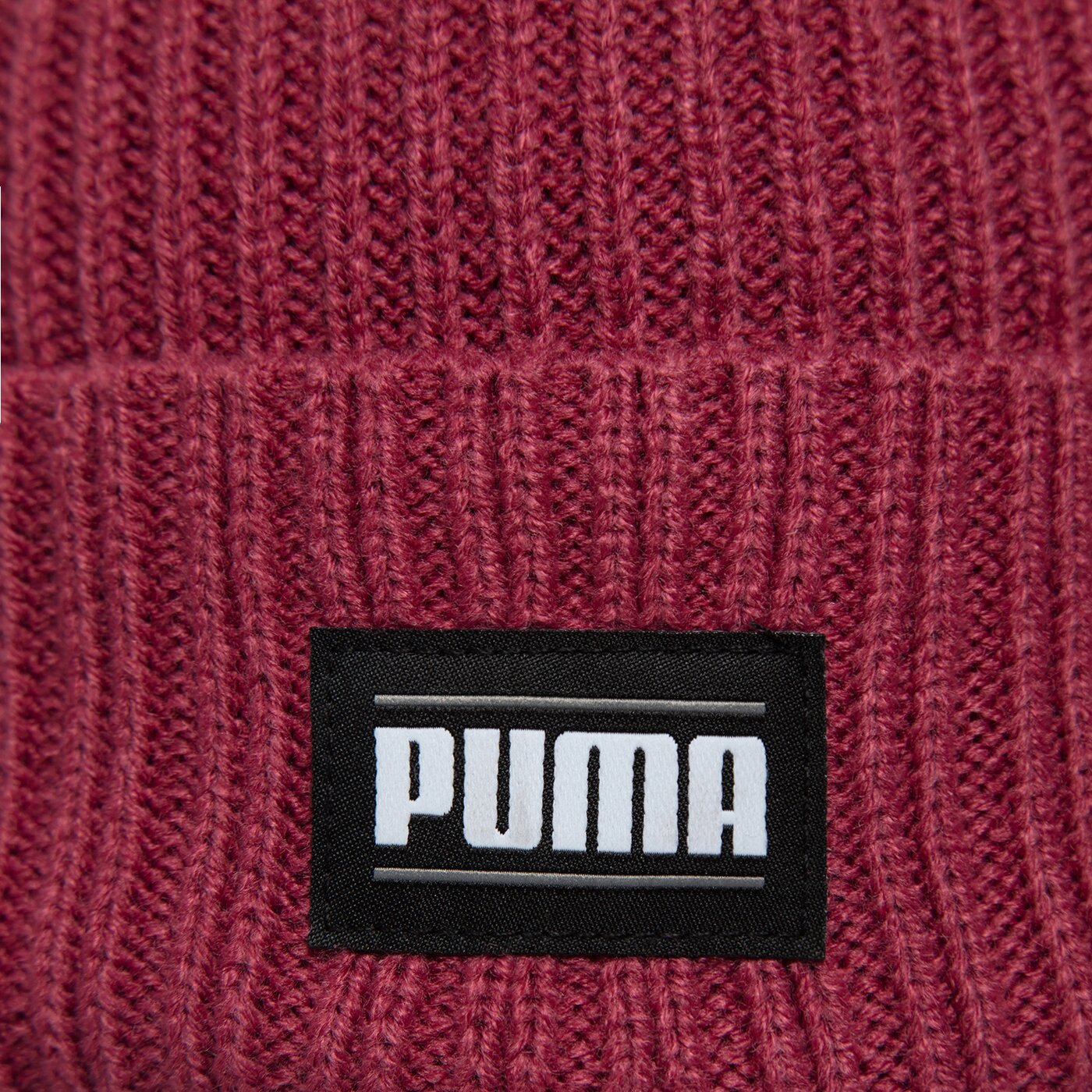 Дамска зимна шапка PUMA ШАПКА RIBBED CLASSIC CUFF 024038 05 цвят червен