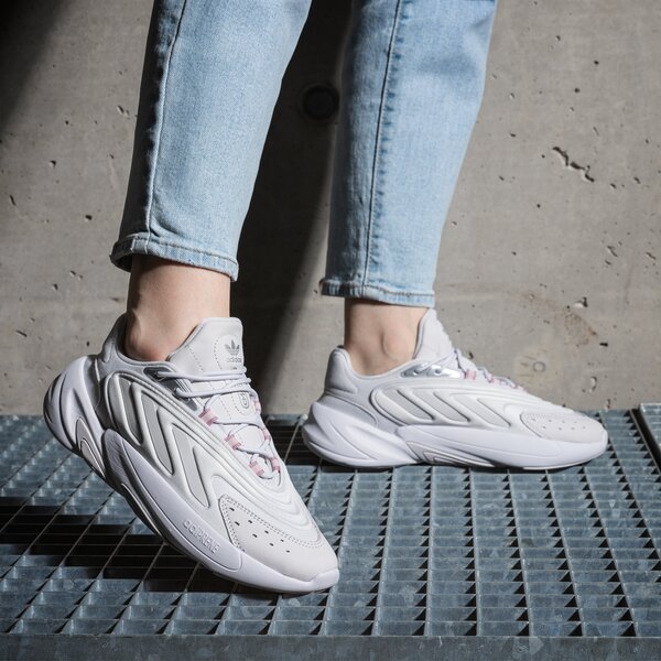Дамски маратонки ADIDAS OZELIA W gw0612 цвят сив