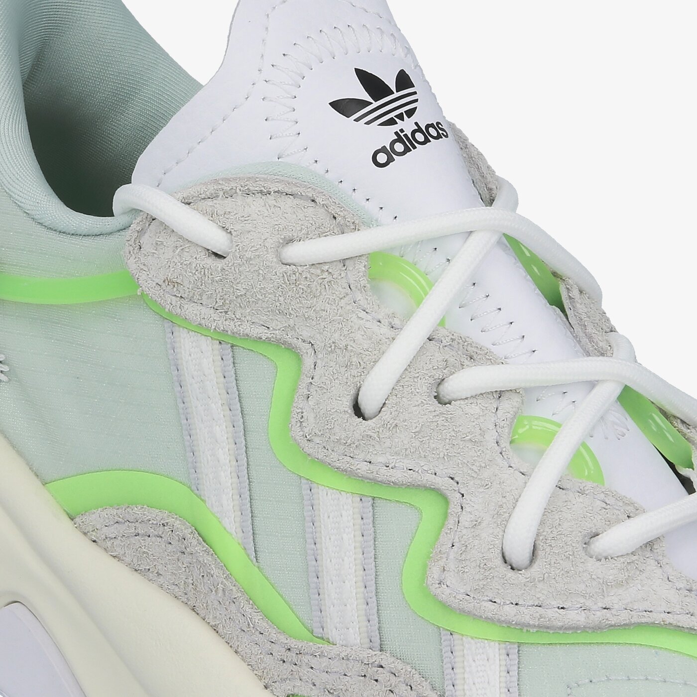 Дамски маратонки ADIDAS OZWEEGO ef4288 цвят зелен