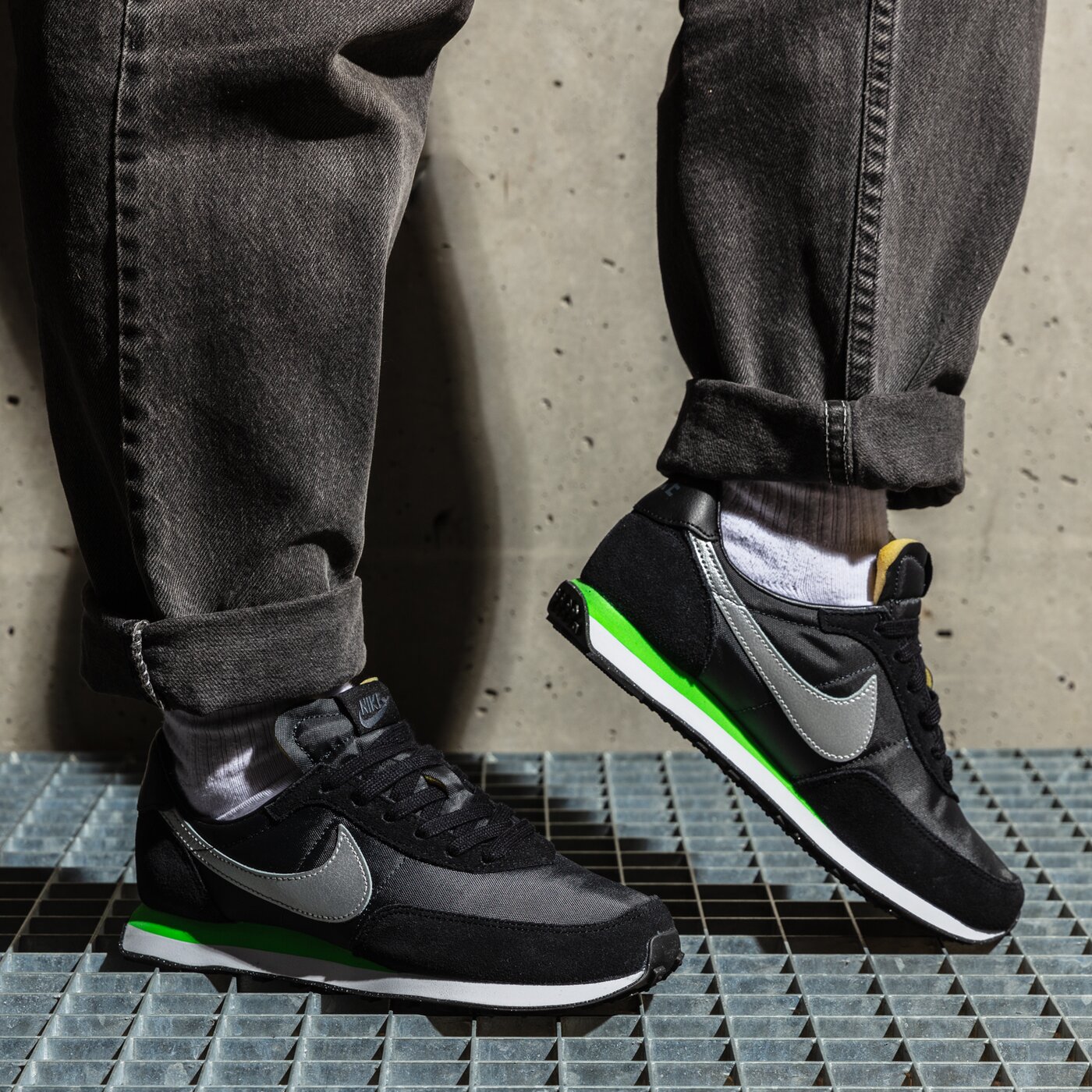 Детски маратонки NIKE WAFFLE TRAINER 2 dc6477-003 цвят черен