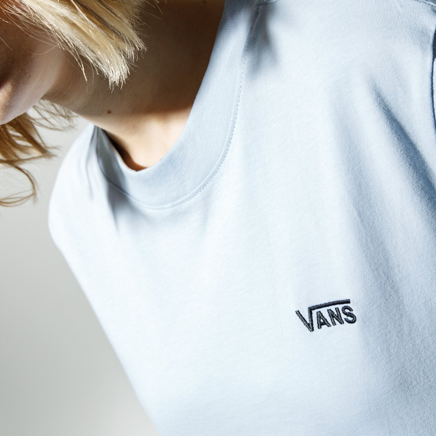 Дамска тениска VANS ТЕНИСКА WM JUNIOR V BOXY ZEN BLUE vn0a4mflvby1 цвят син