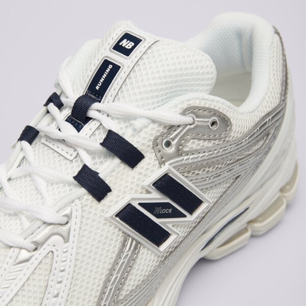 Мъжки маратонки NEW BALANCE 1906R u1906rcm цвят бял