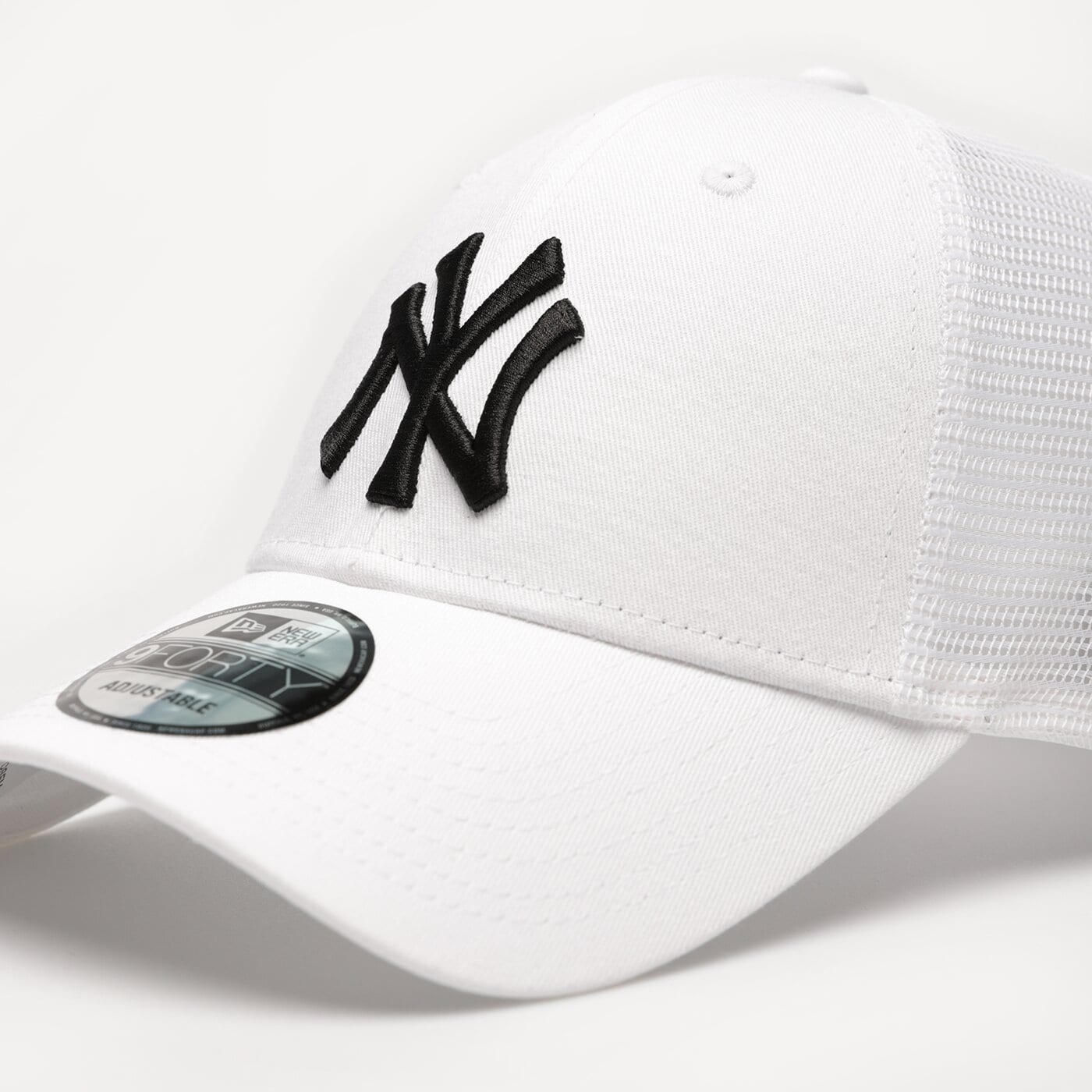 Мъжка шапка с козирка NEW ERA ШАПКА HOME FIELD 940 TRUCKER NYY NEW YORK YANKEES 60358156 цвят бял