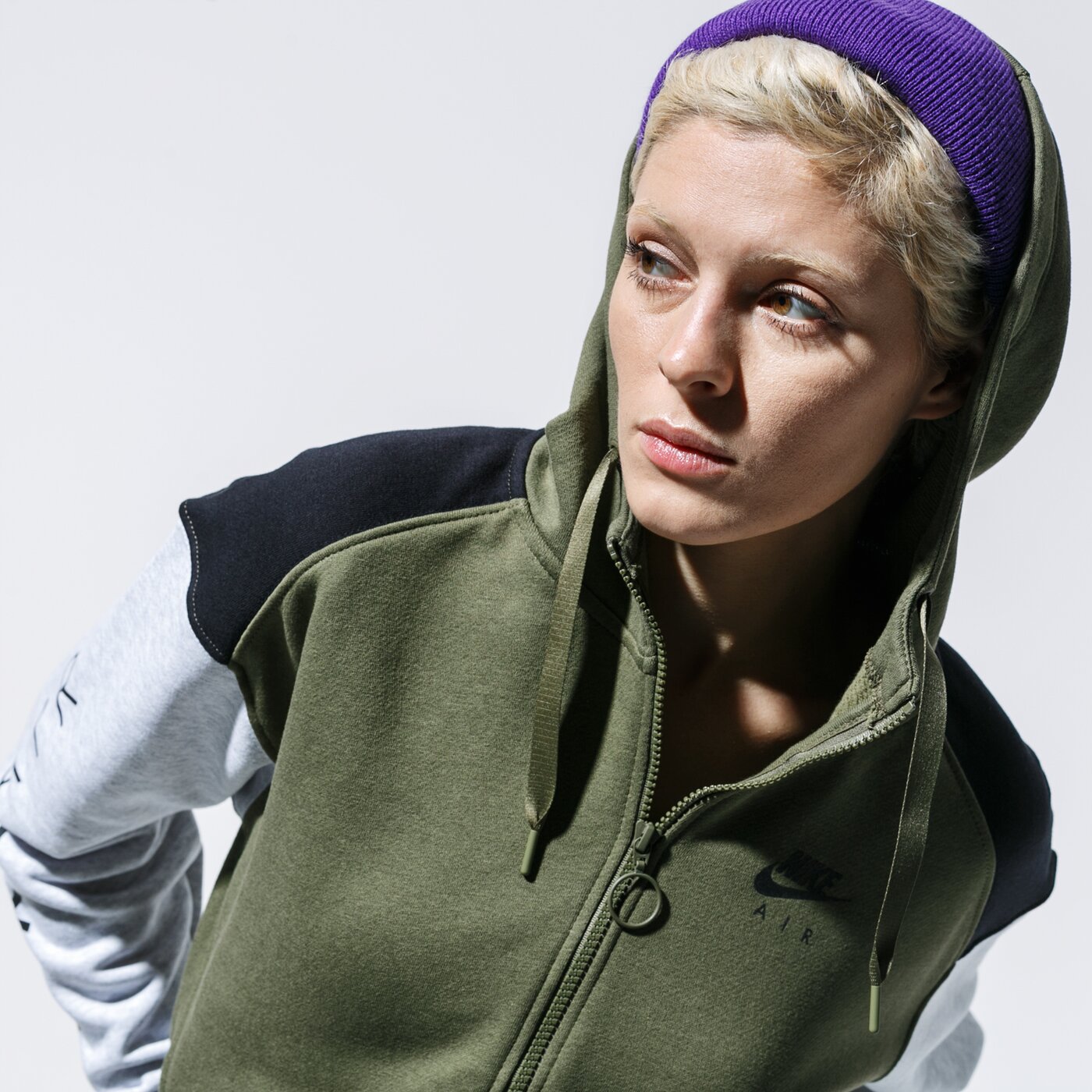 Дамски суичър NIKE СУИТЧЪР W NSW AIR HOODIE FZ BB  bv4771-222 цвят каки