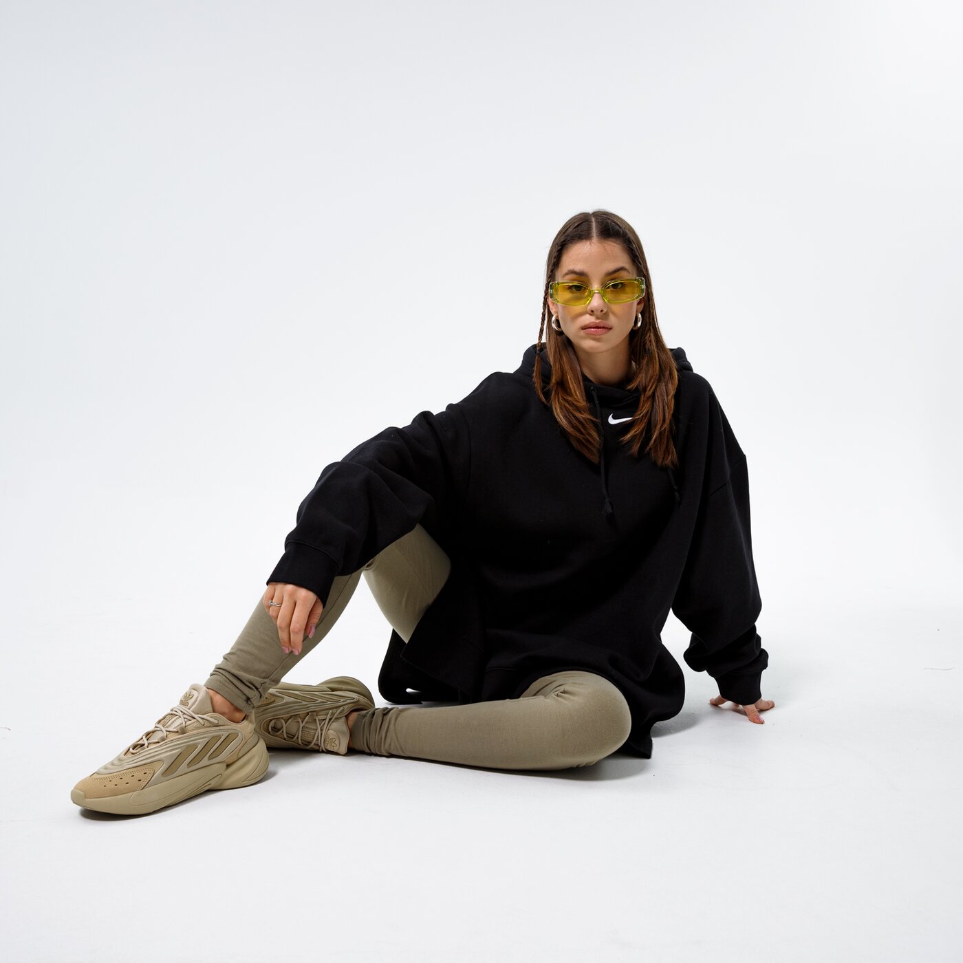 Дамски суичър NIKE СУИТЧЪР С КАЧУЛКА W NSW ESSNTL FLC HOODIE SSNL dh1089-010 цвят черен