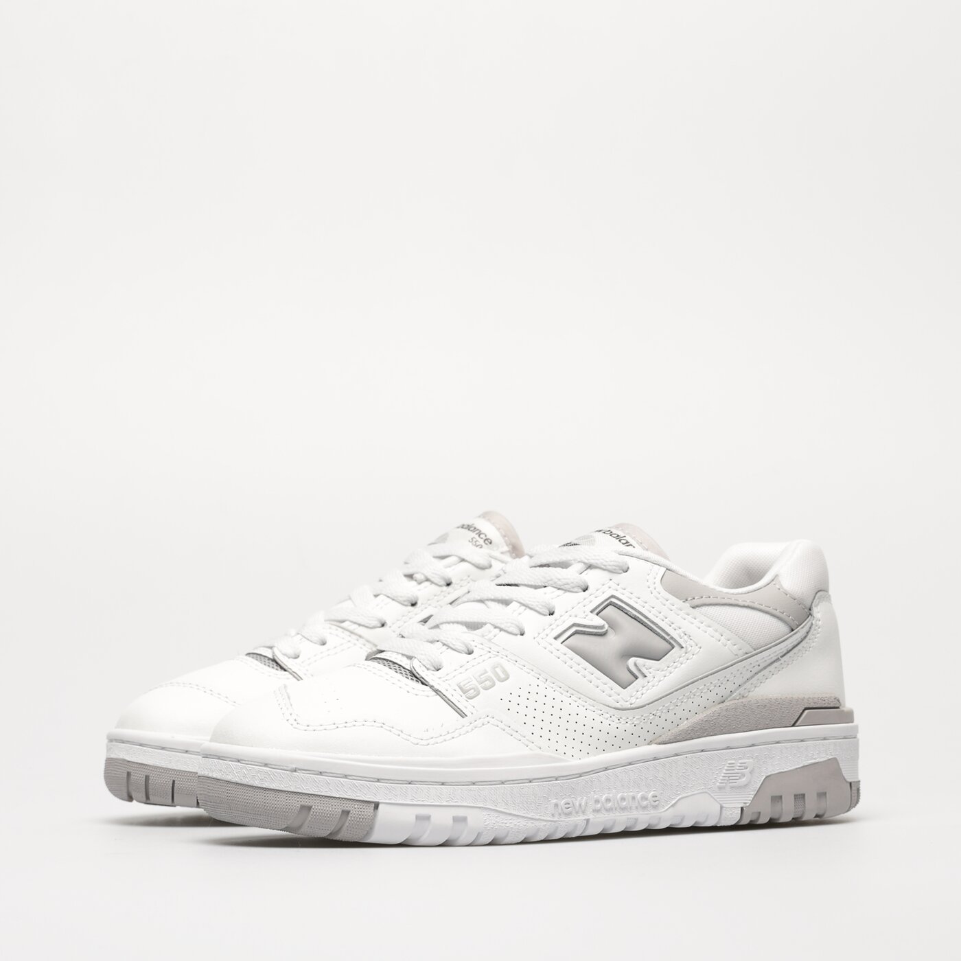 Дамски маратонки NEW BALANCE 550 bbw550bb цвят бял