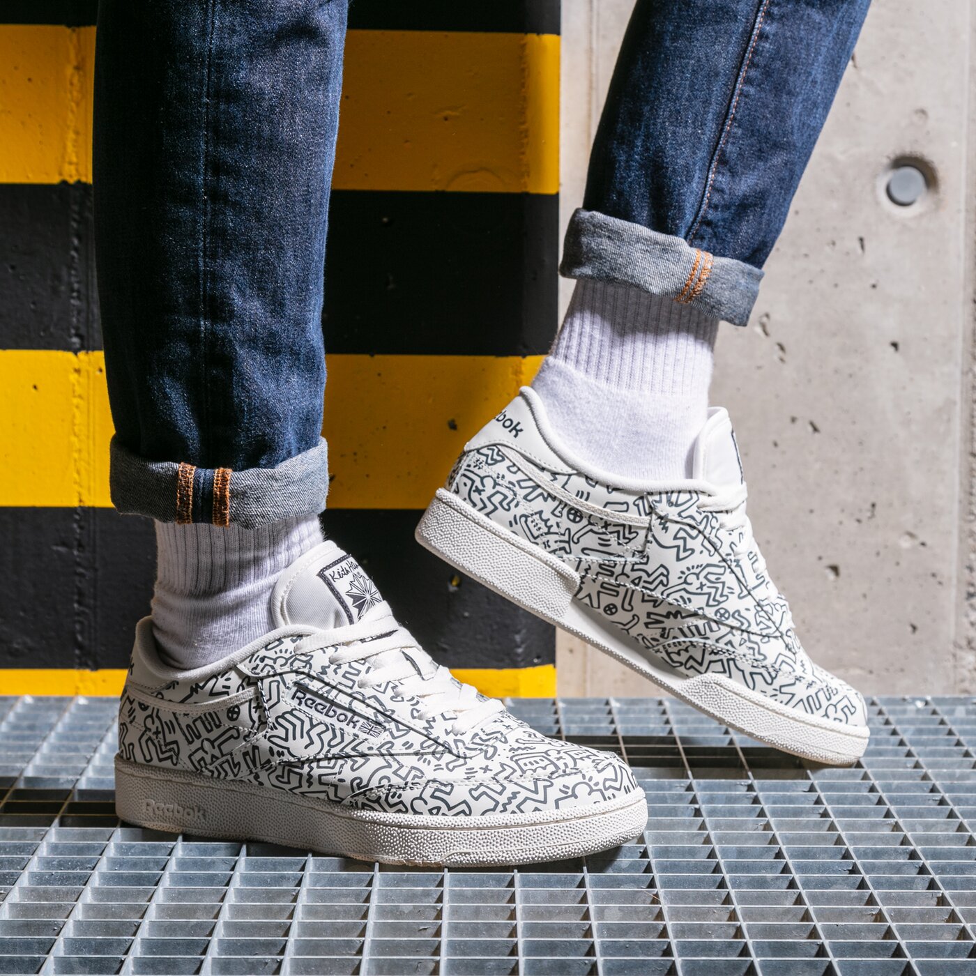 Мъжки маратонки REEBOK CLUB C KEITH HARING gz1458 цвят бял