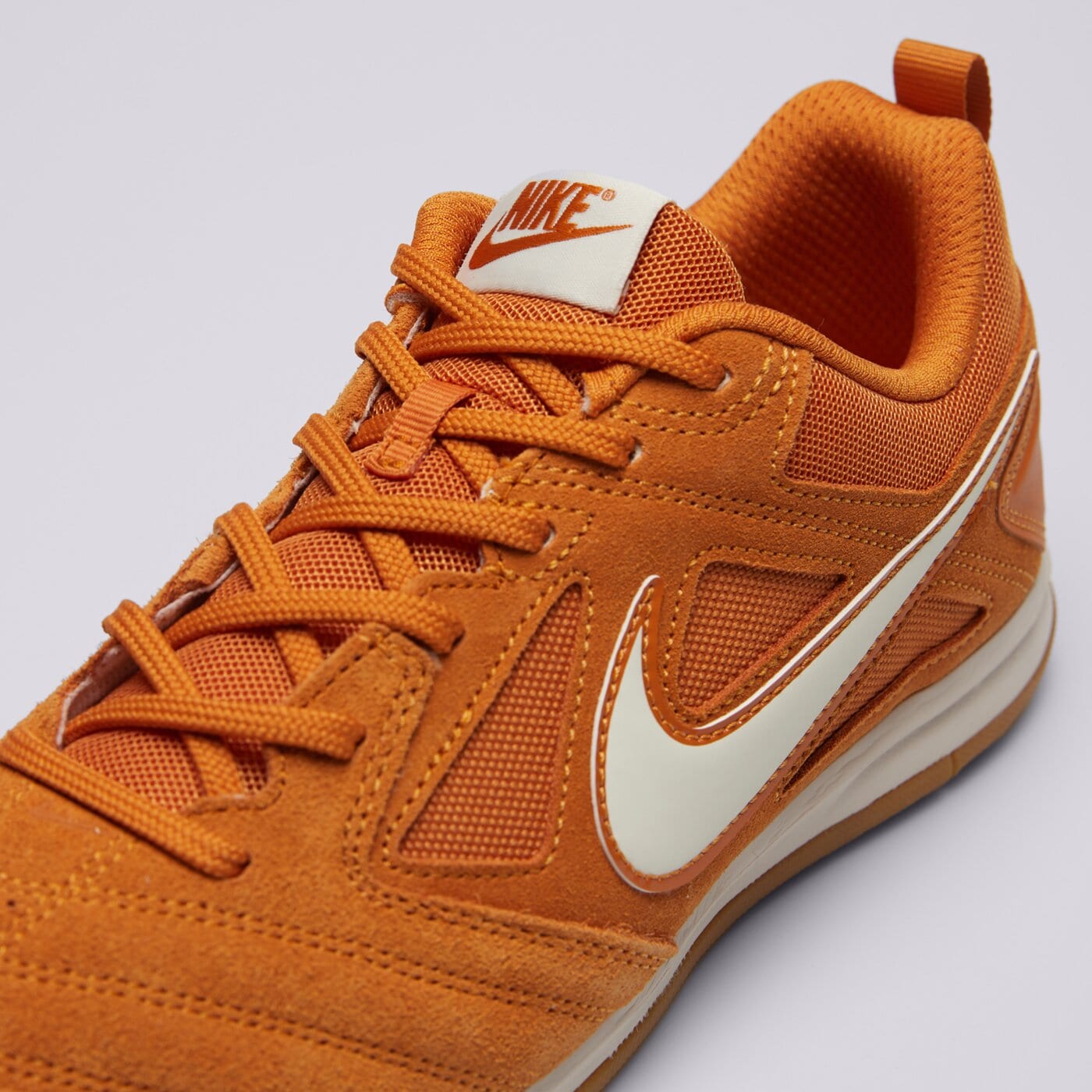 Детски маратонки NIKE GATO SDE (GS) ii7085-800 цвят кафяв
