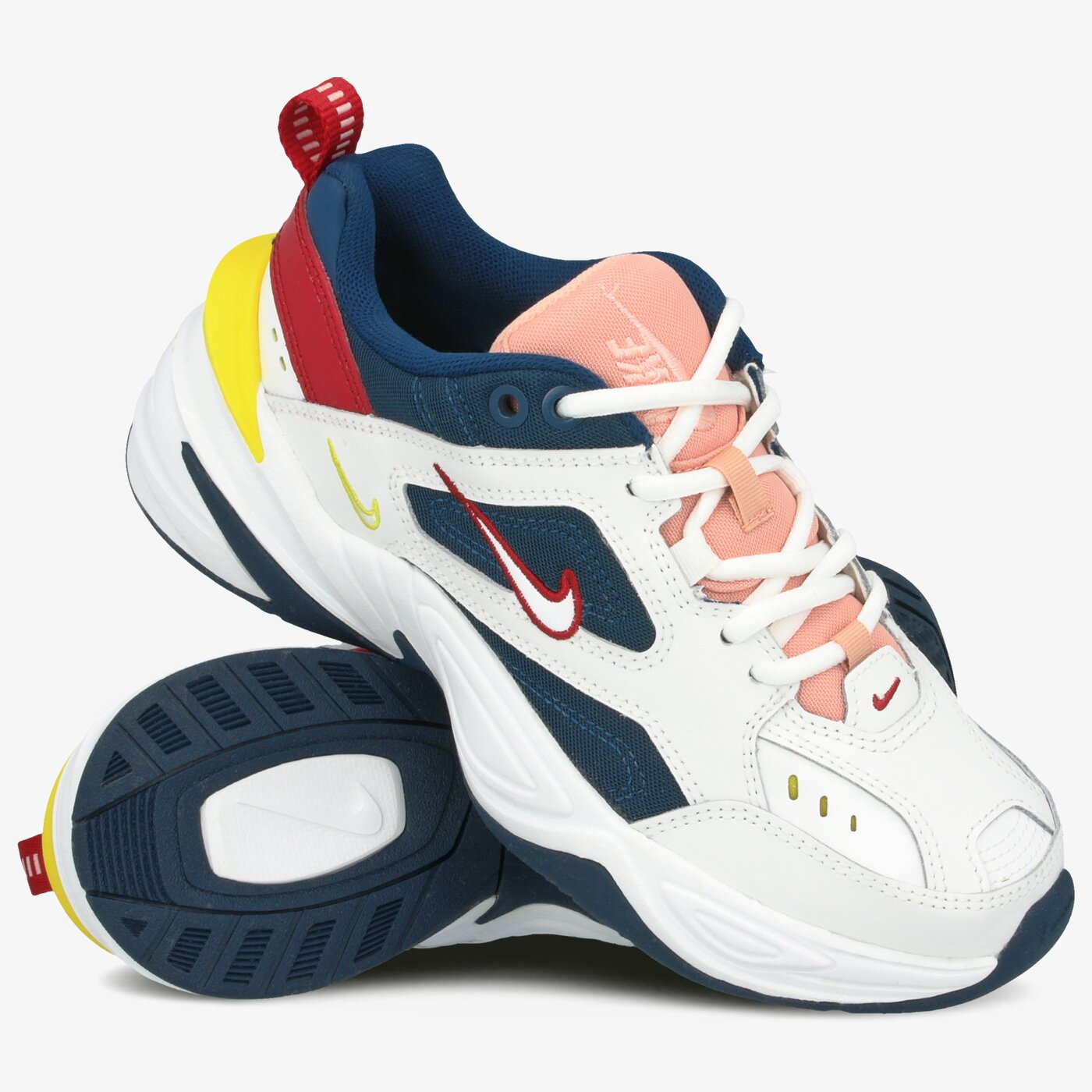 Дамски маратонки NIKE M2K TEKNO ao3108-402 цвят бял