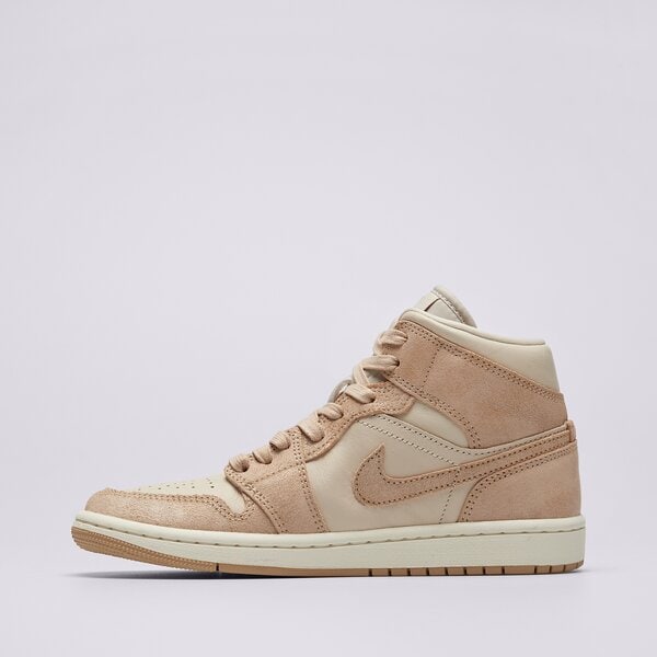 Дамски маратонки WMNS AIR JORDAN 1 MID SE fj3448-200 цвят бежов