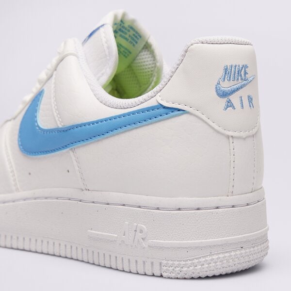 Дамски маратонки NIKE AIR FORCE 1 '07 SE  dv3808-103 цвят бял