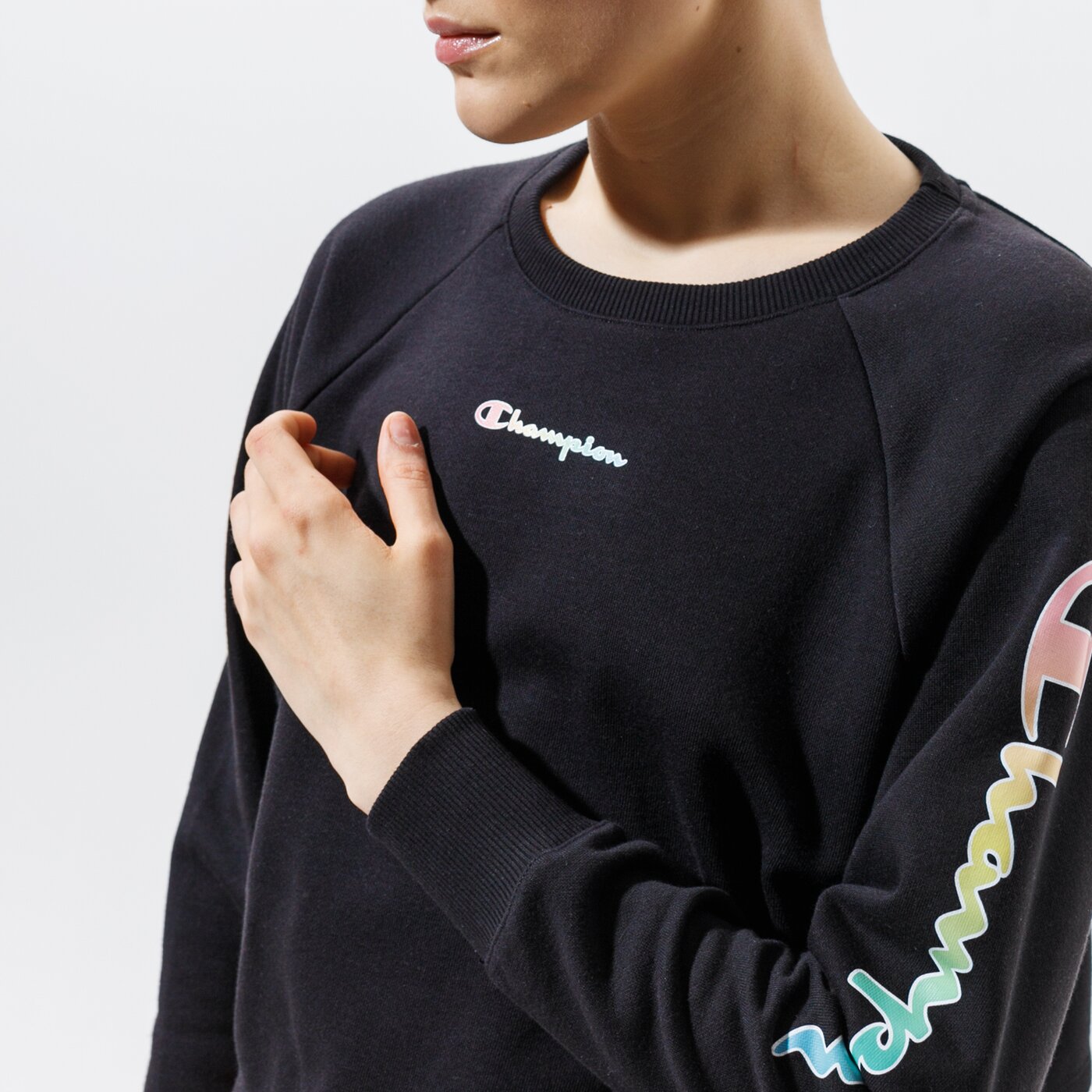 Дамски суичър CHAMPION СУИТЧЪР CREWNECK SWEATSHIRT 114079kk001 цвят черен