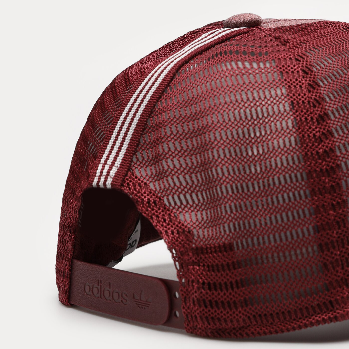 Мъжка шапка с козирка ADIDAS ШАПКА CURVED TRUCKER ic0022 цвят бордо