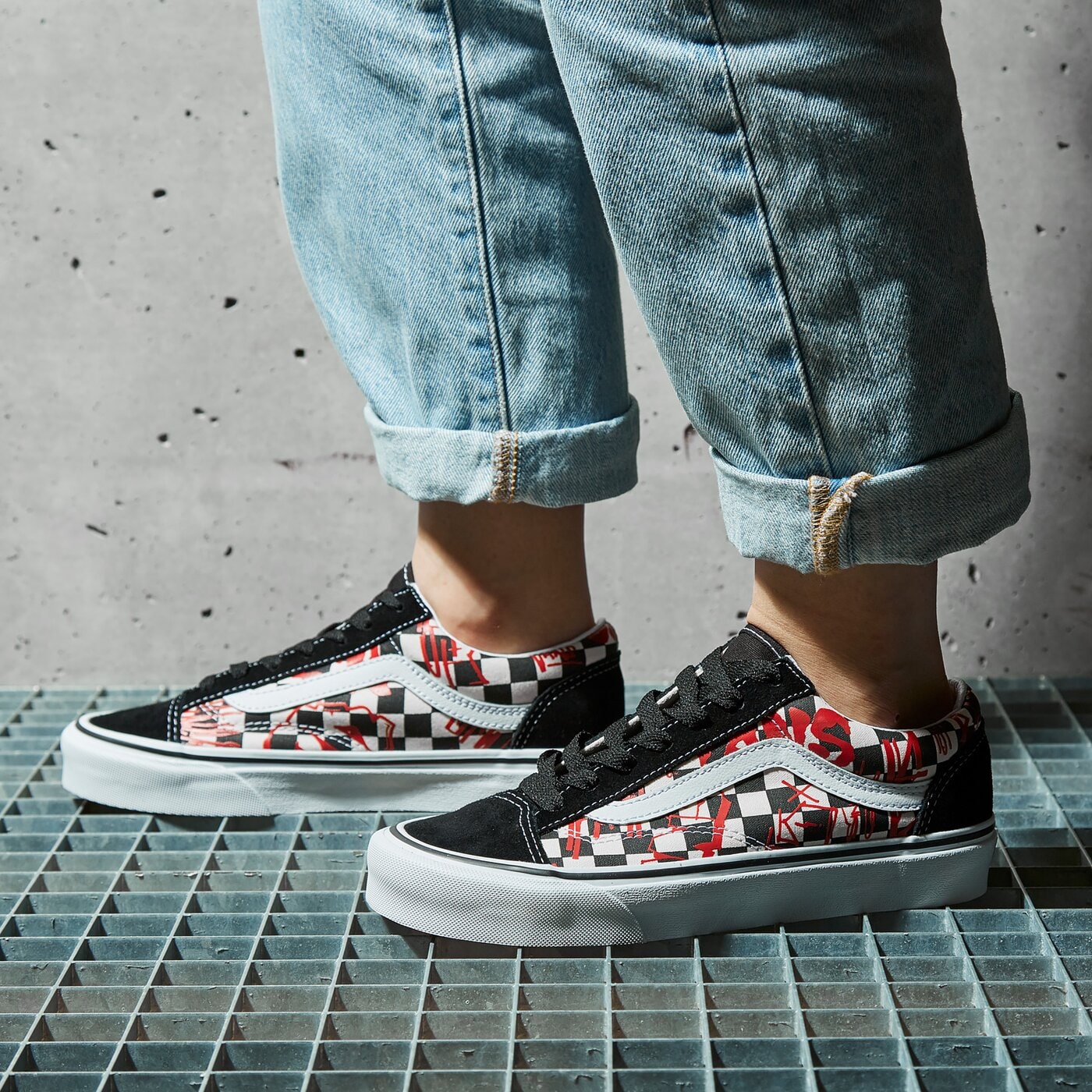 Дамски маратонки VANS UA STYLE 36 vn0a3dz31iw1 цвят червен