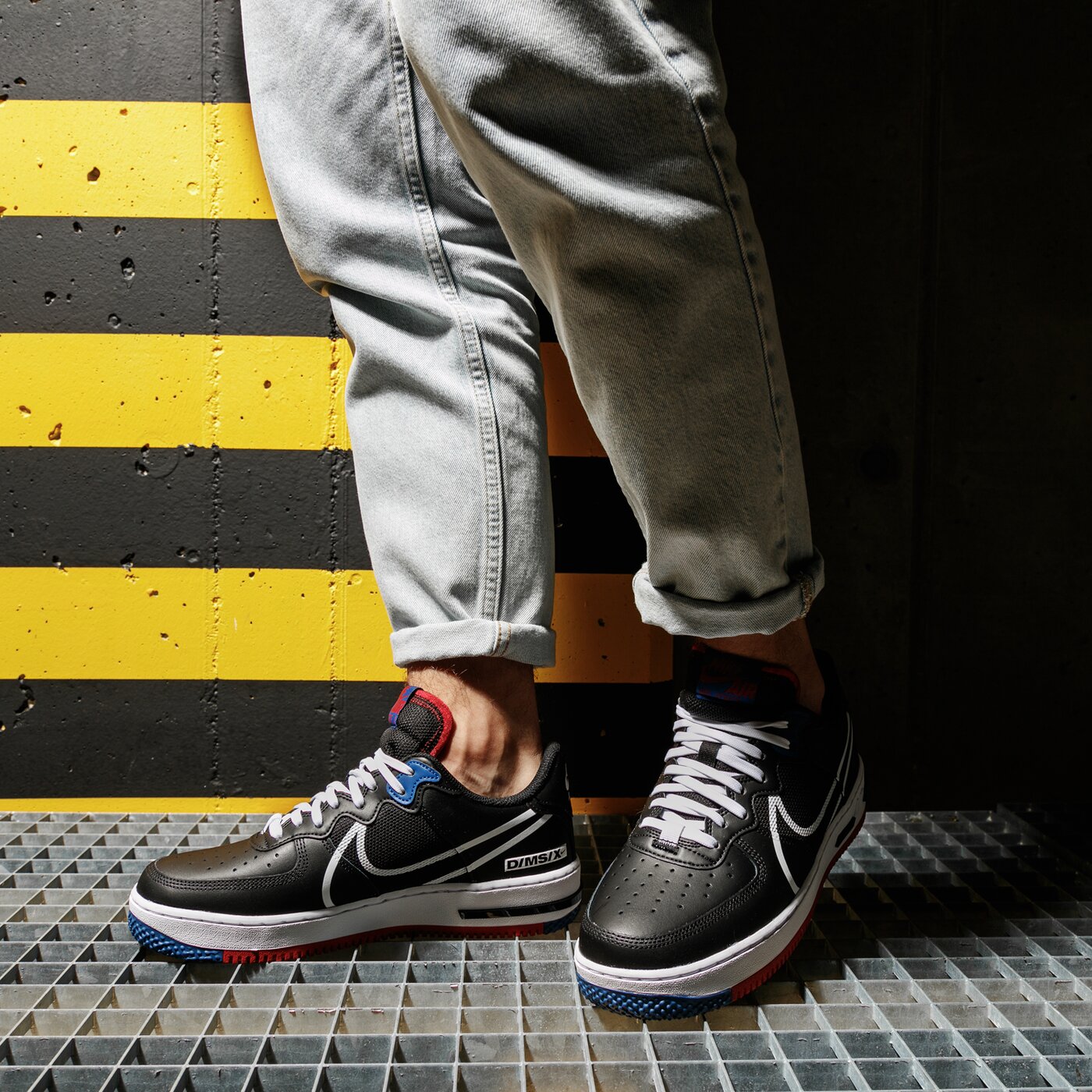 Мъжки маратонки NIKE AIR FORCE 1 REACT ct1020-001 цвят черен