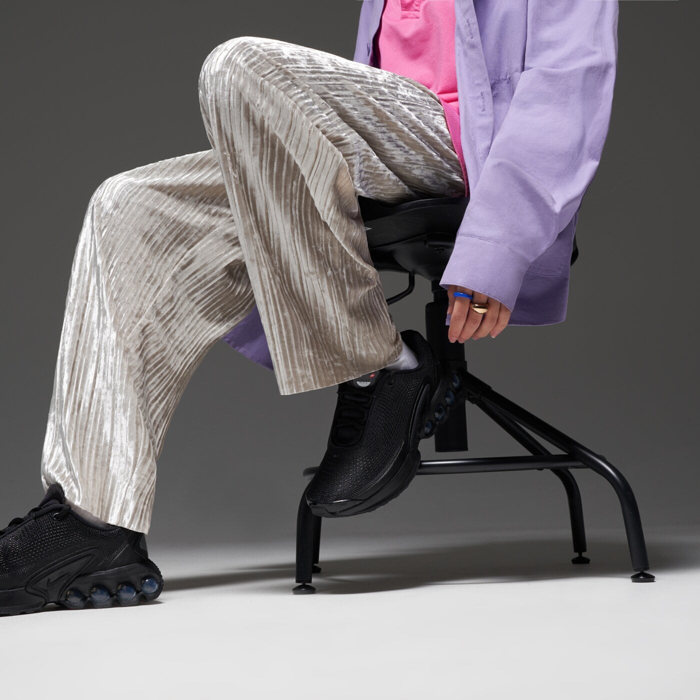 Детски маратонки NIKE AIR MAX DN BG fb8987-004 цвят черен