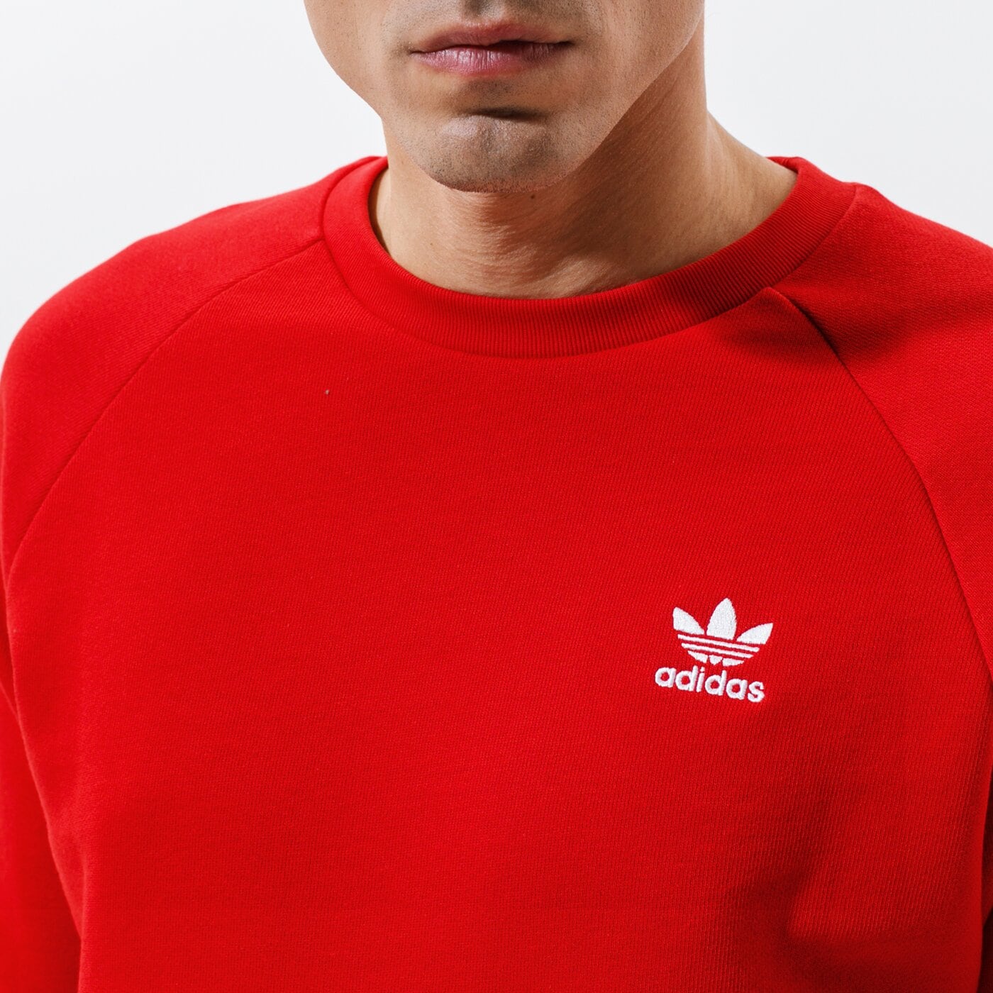 Мъжки суичър ADIDAS СУИТЧЪР ESSENTIAL CREW gn3412 цвят червен