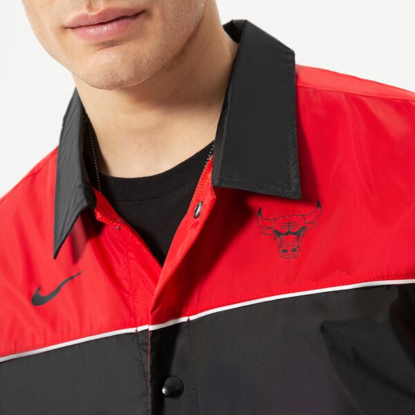 Мъжко преходно яке NIKE ЯКЕ CHI M NK JKT LTWT CTS NBA dn8793-657 цвят бордо
