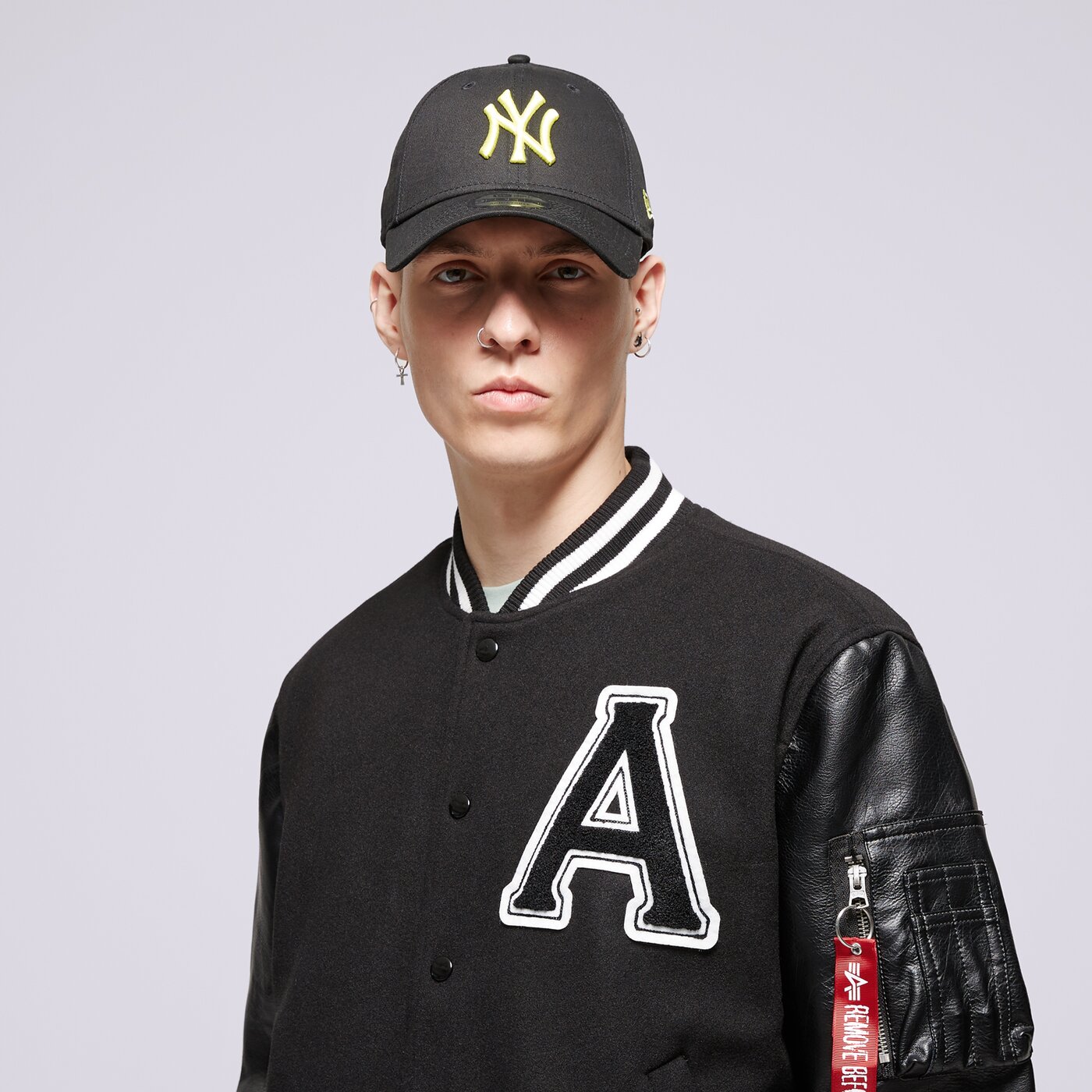 Мъжко преходно яке ALPHA INDUSTRIES ЯКЕ PU COLLEGE JACKET 14611103 цвят черен