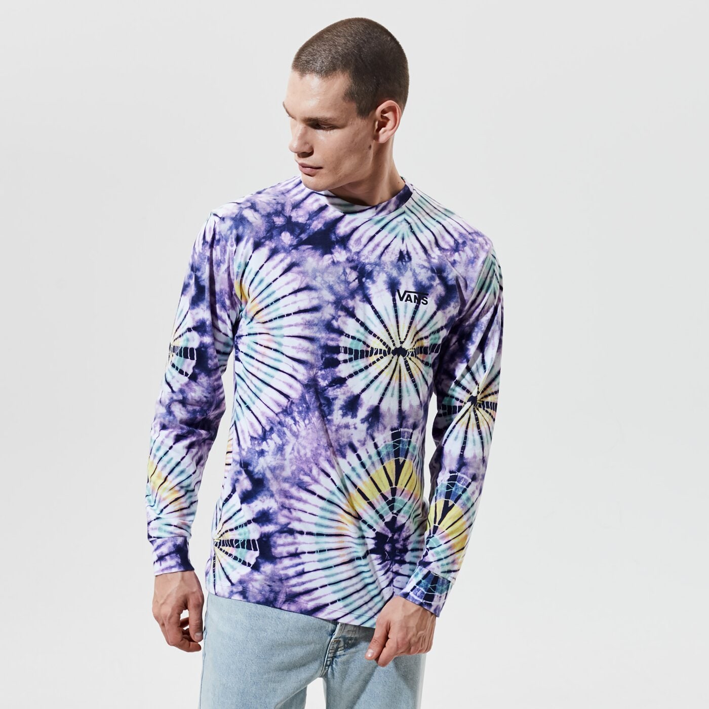 Мъжка тениска VANS ТЕНИСКА MN VANS BURST TIE DYE LS ENGLISH LAVENDER vn0a54d5z711 цвят многоцветен