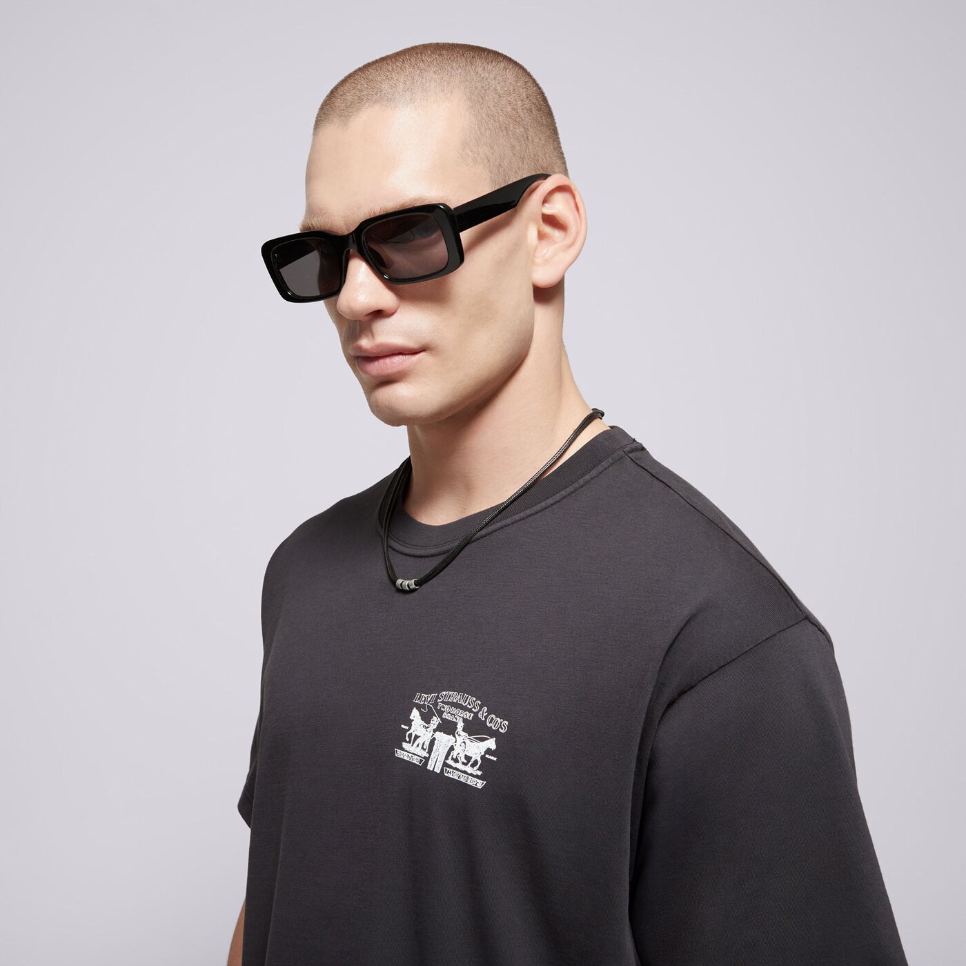 Мъжка тениска LEVI'S ТЕНИСКА VINTAGE FIT GRAPHIC TEE BLACKS 87373-0260 цвят черен