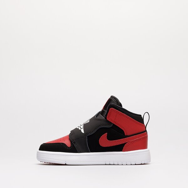 Детски маратонки SKY JORDAN 1 BP  bq7197-001 цвят черен