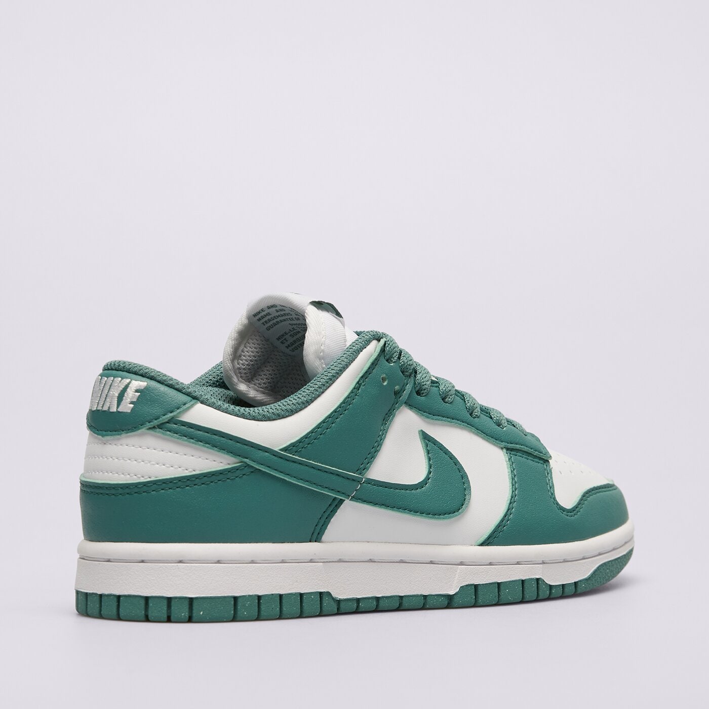 Дамски маратонки NIKE DUNK LOW dd1873-107 цвят бял