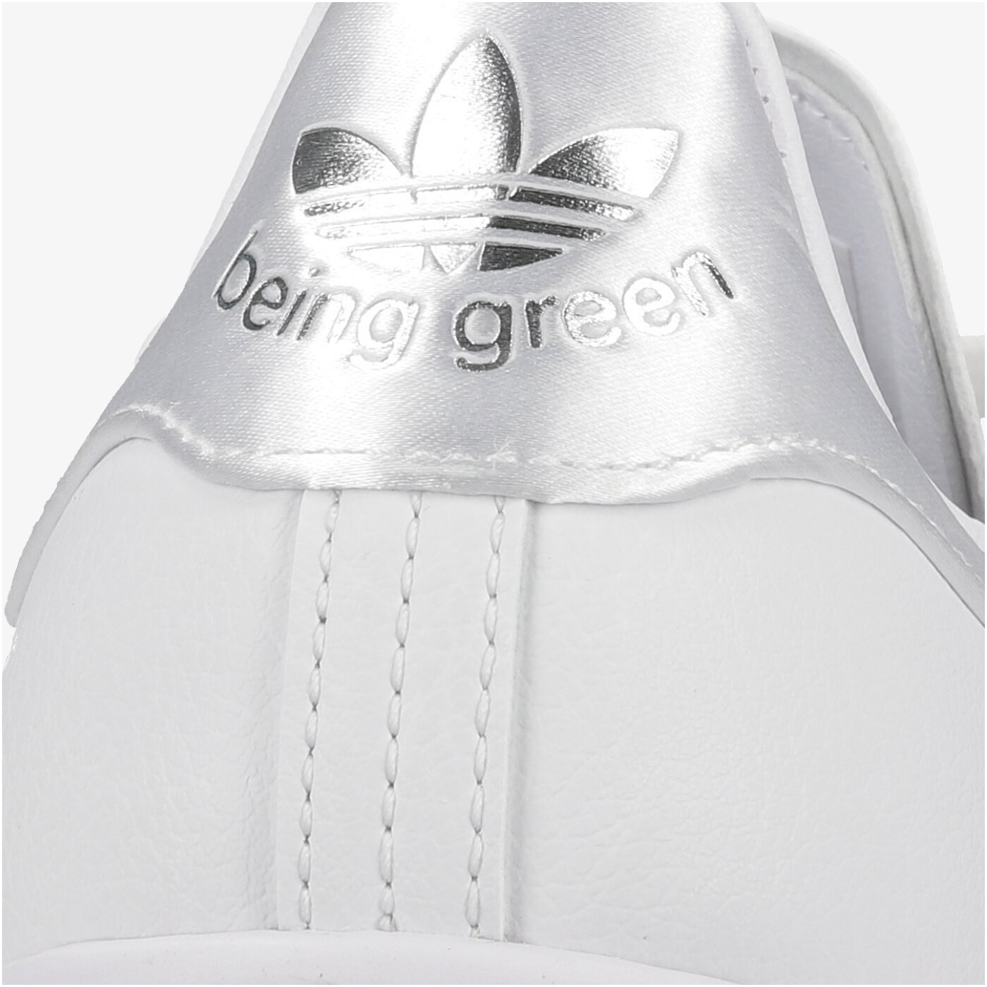 Дамски маратонки ADIDAS STAN SMITH  gz5988 цвят бял