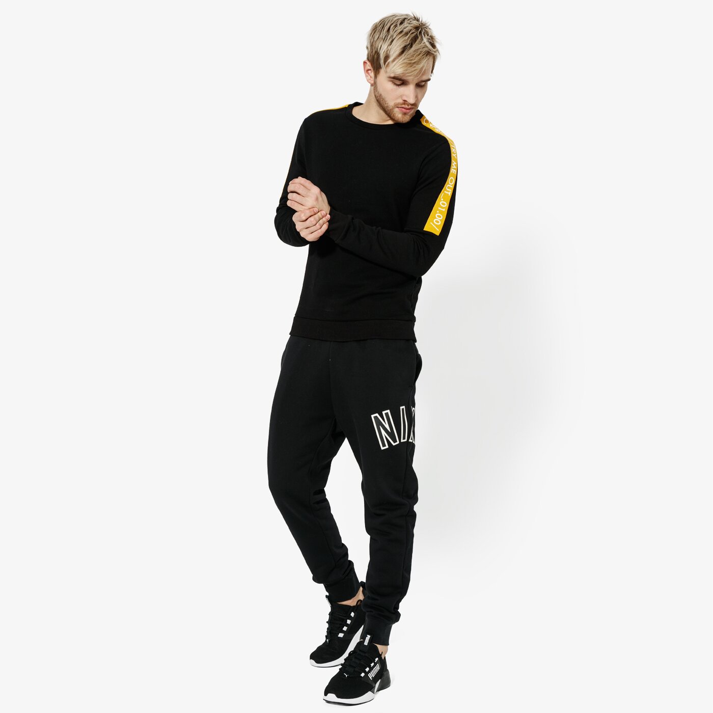 Мъжки суичър CONFRONT СУИТЧЪР HORNET cf19blm08001 цвят черен