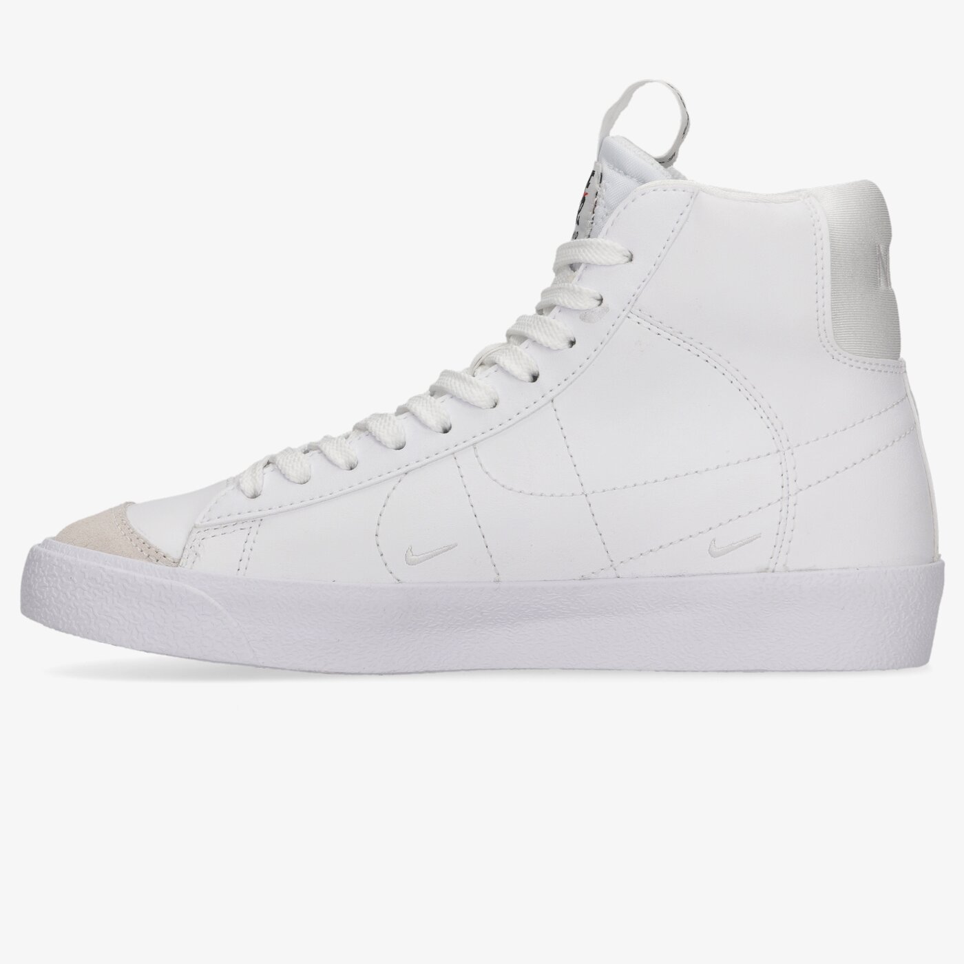 Детски маратонки NIKE BLAZER MID '77 SE D dh8640-102 цвят бял