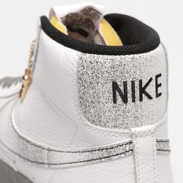 Мъжки маратонки NIKE BLAZER MID '77 EMB dv7194-100 цвят бял