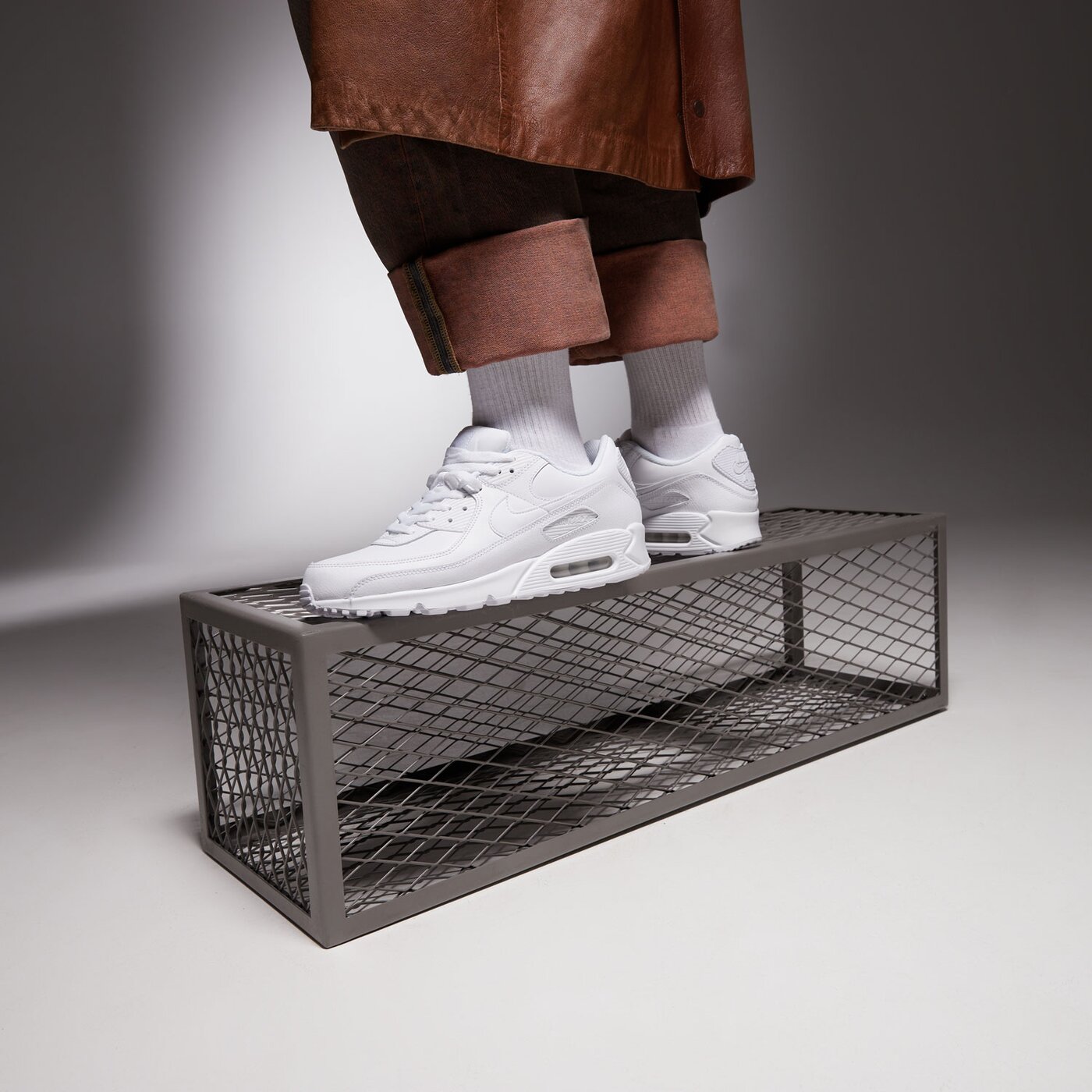 Мъжки маратонки NIKE AIR MAX 90 LTR  cz5594-100 цвят бял