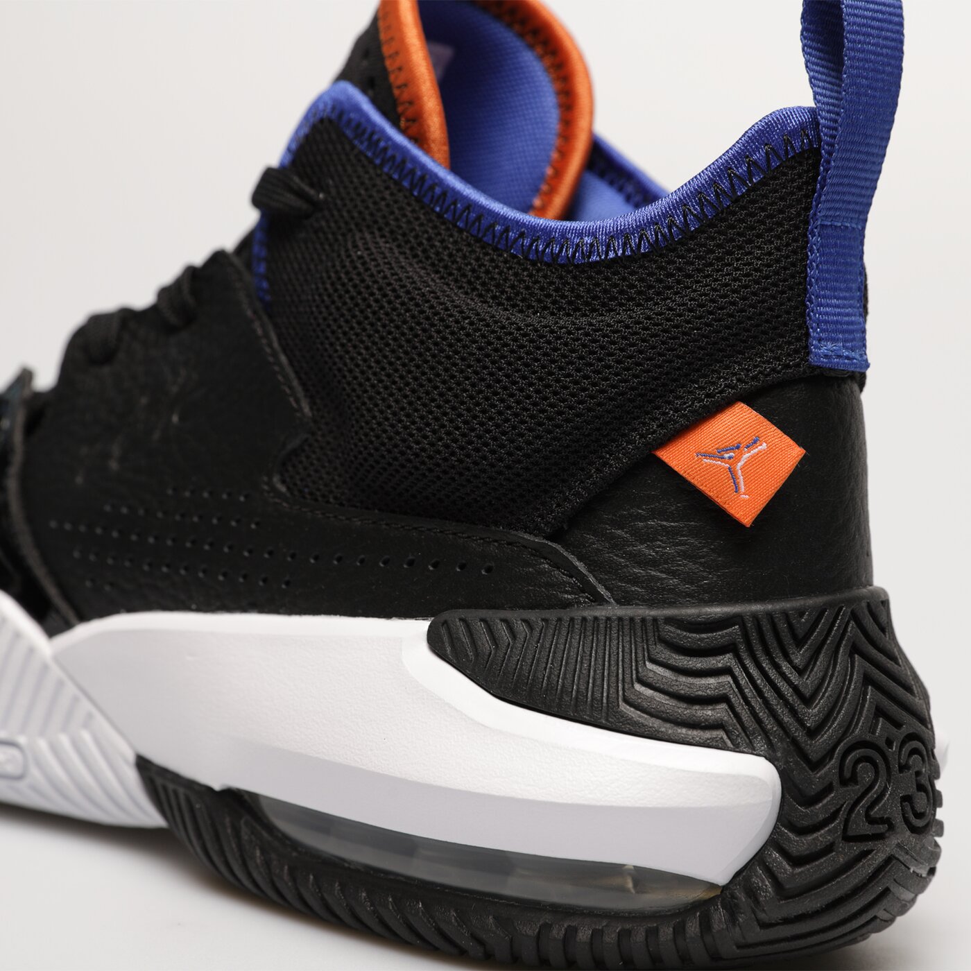 Мъжки маратонки JORDAN STAY LOYAL 2  dq8401-048 цвят бял