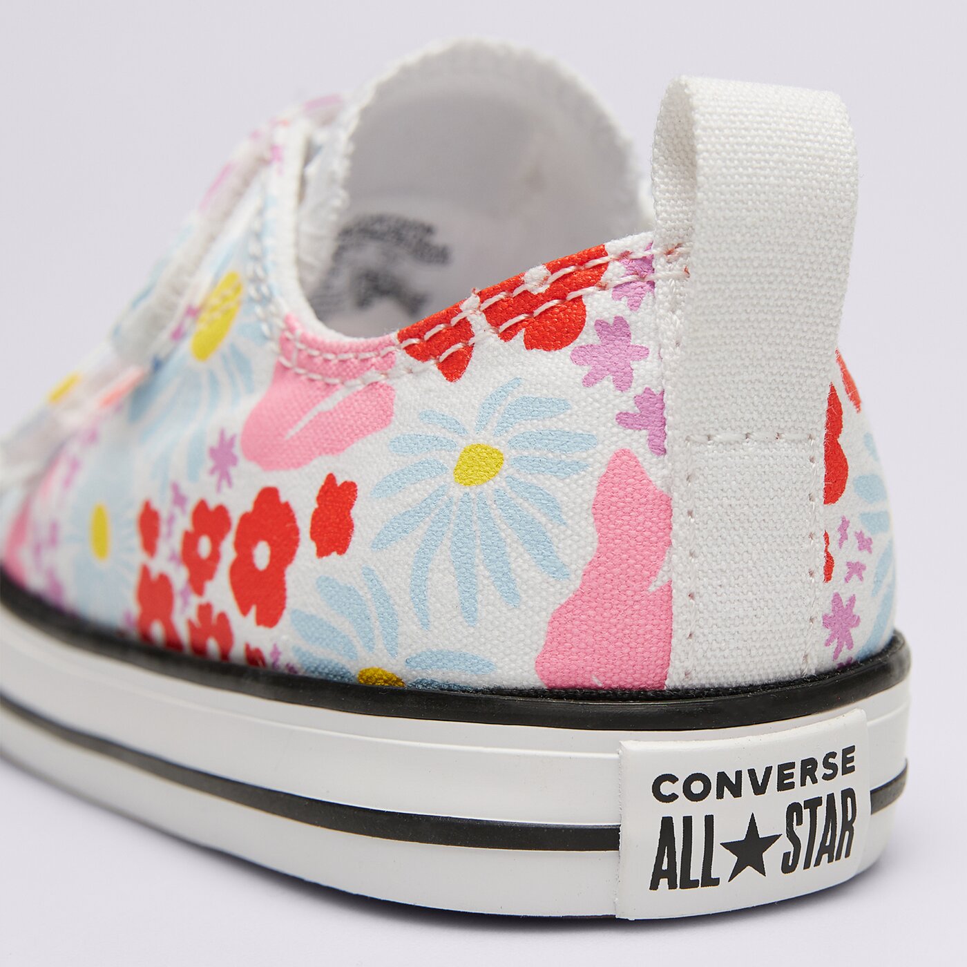Детски маратонки CONVERSE CHUCK TAYLOR ALL STAR 2V a06340c цвят розов