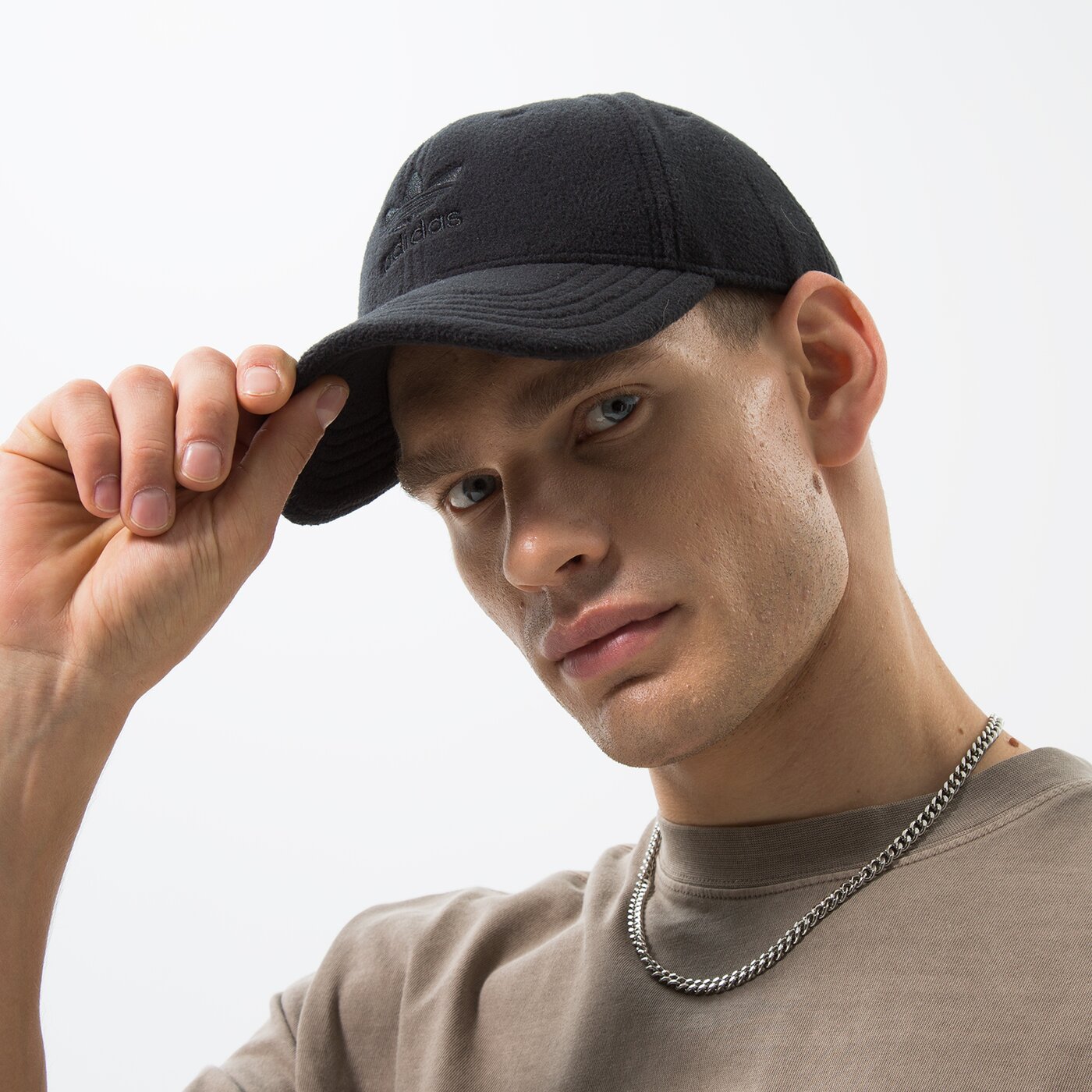 Дамска шапка с козирка ADIDAS ШАПКА AC CLASSIC BB W hl9332 цвят черен