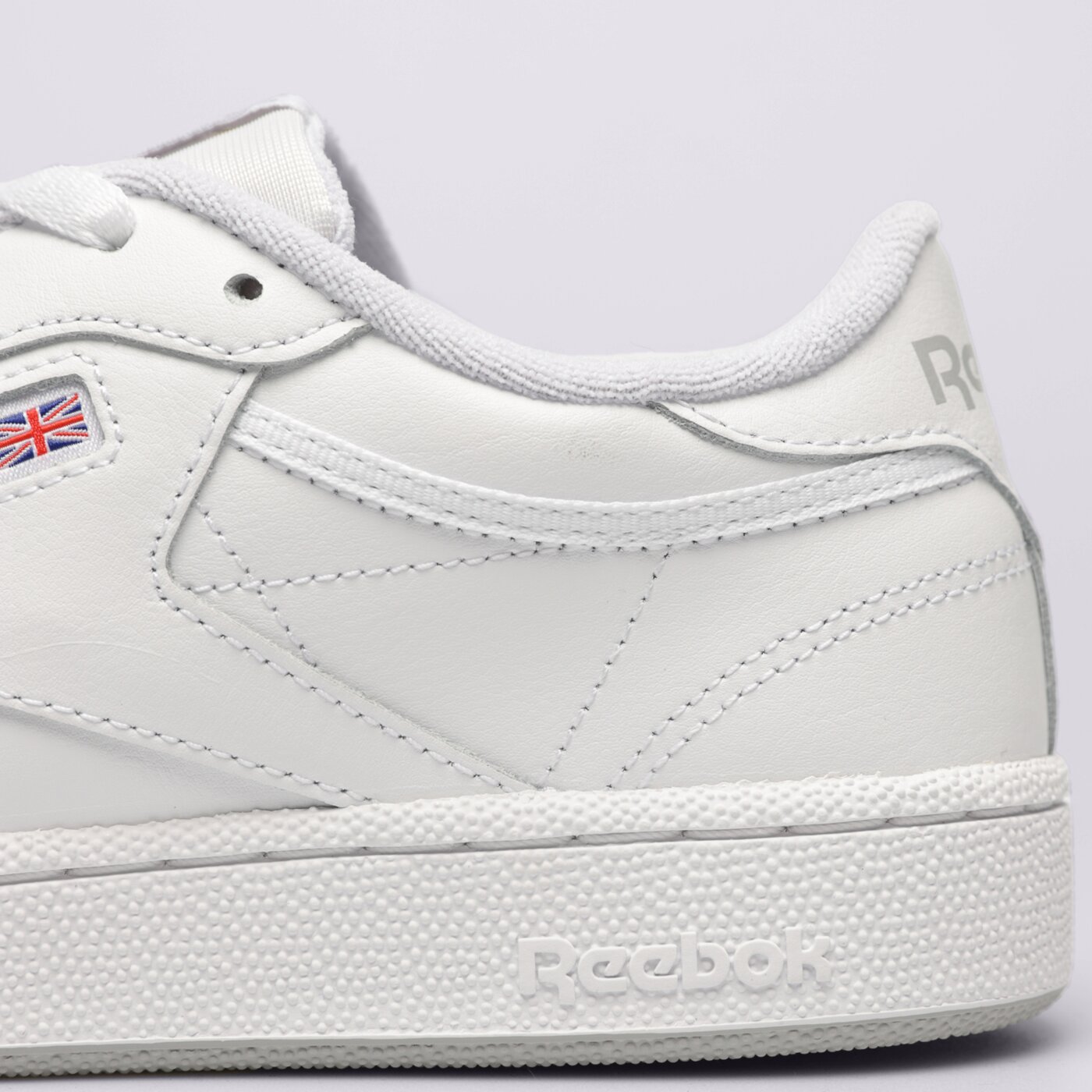 Мъжки маратонки REEBOK CLUB C fz6011 цвят бял