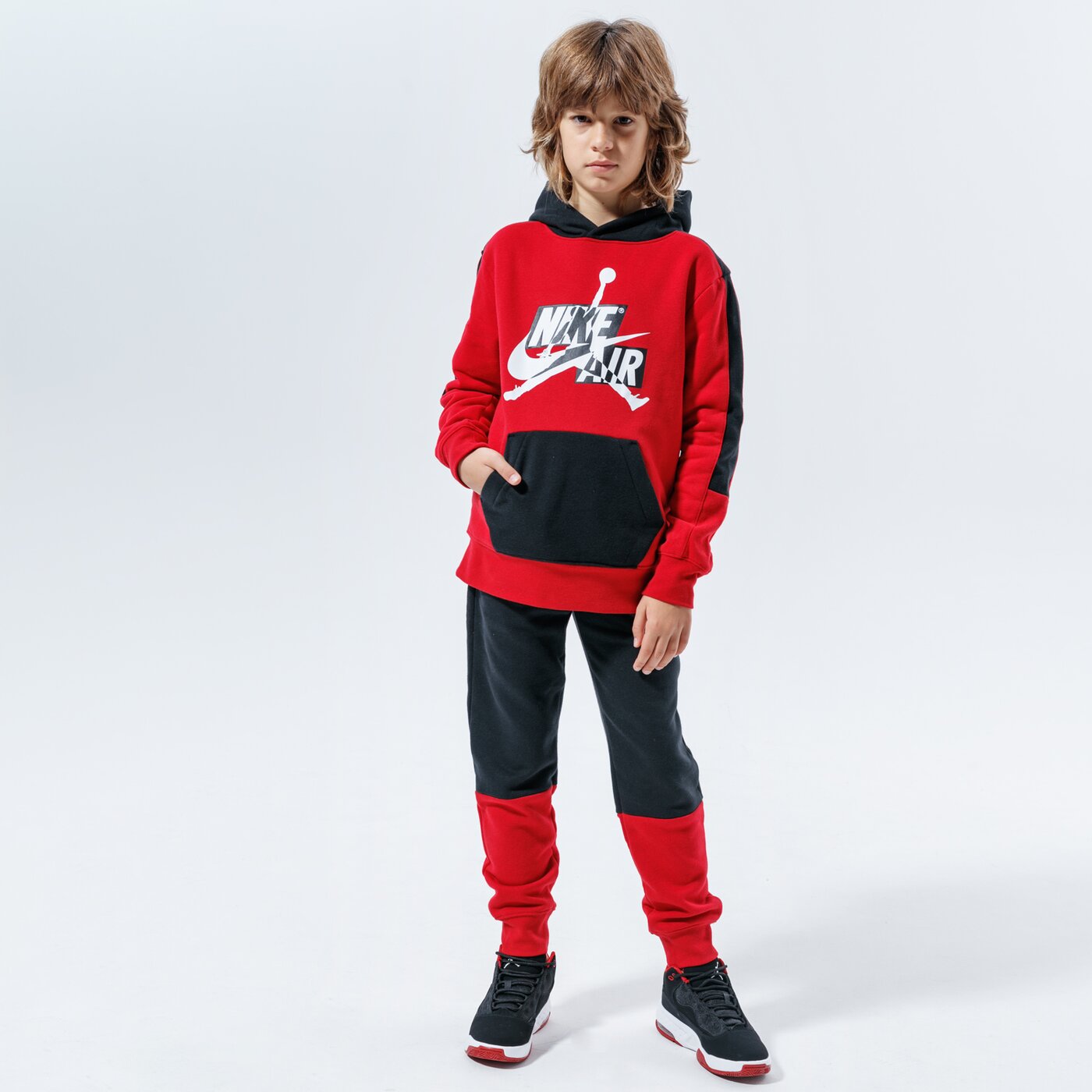 Детски панталони JORDAN ПАНТАЛОНИ JUMPMAN AIR FLEECE PANT BOY 957725-kr5 цвят бордо
