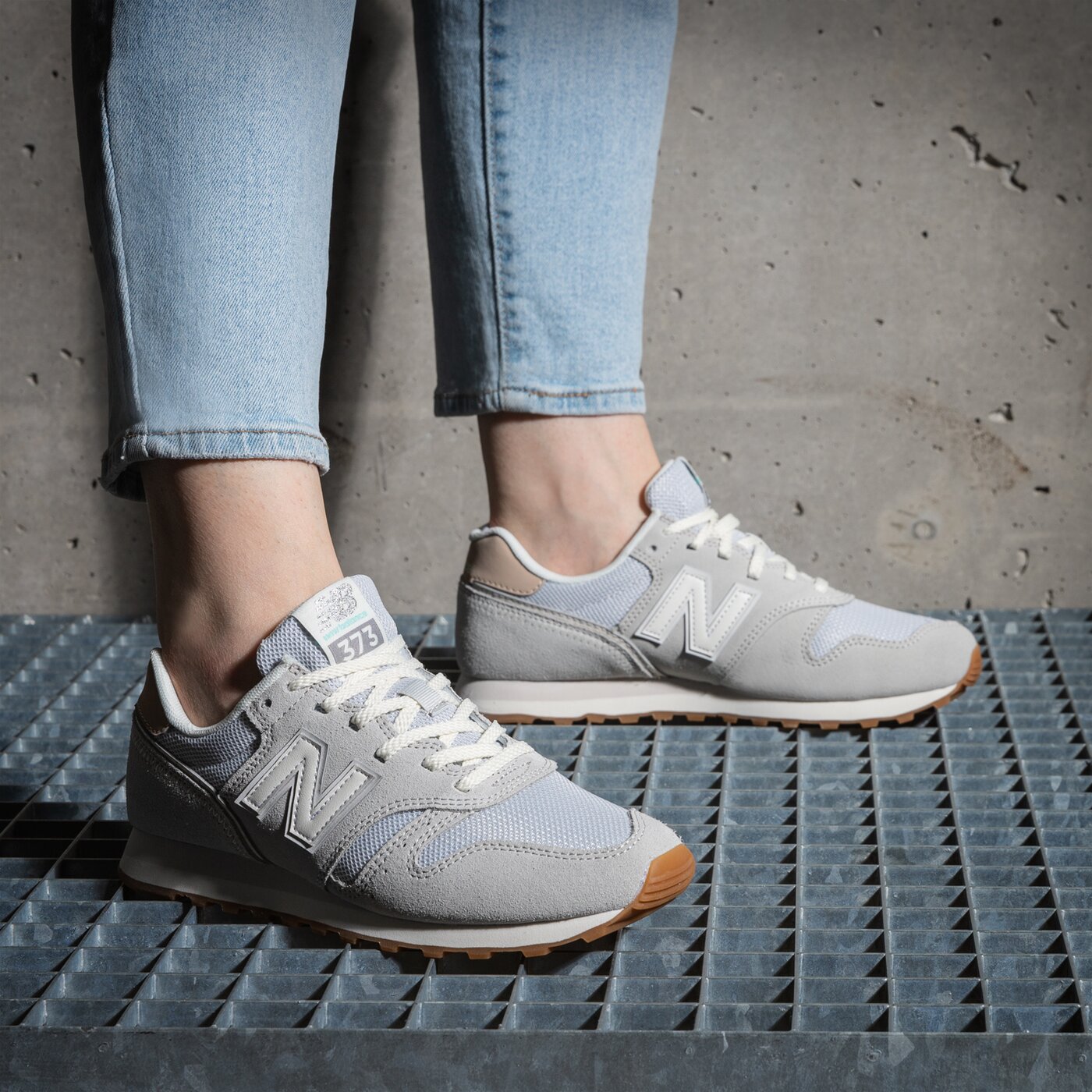 Дамски маратонки NEW BALANCE 373  wl373su2 цвят сив