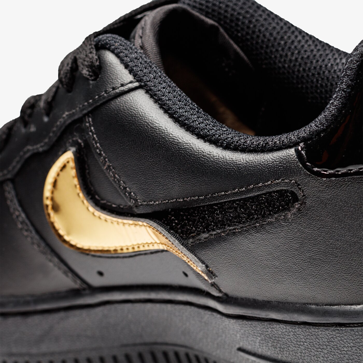 Детски маратонки NIKE AIR FORCE 1 LV8 3 (GS) ar7446-001 цвят черен