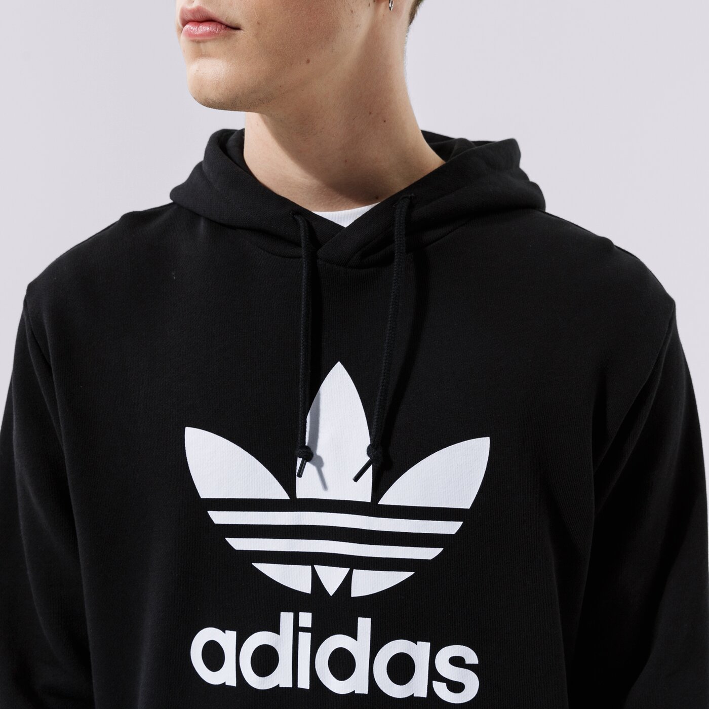 Мъжки суичър ADIDAS СУИТЧЪР С КАЧУЛКА TREFOIL HOODY h06667 цвят черен